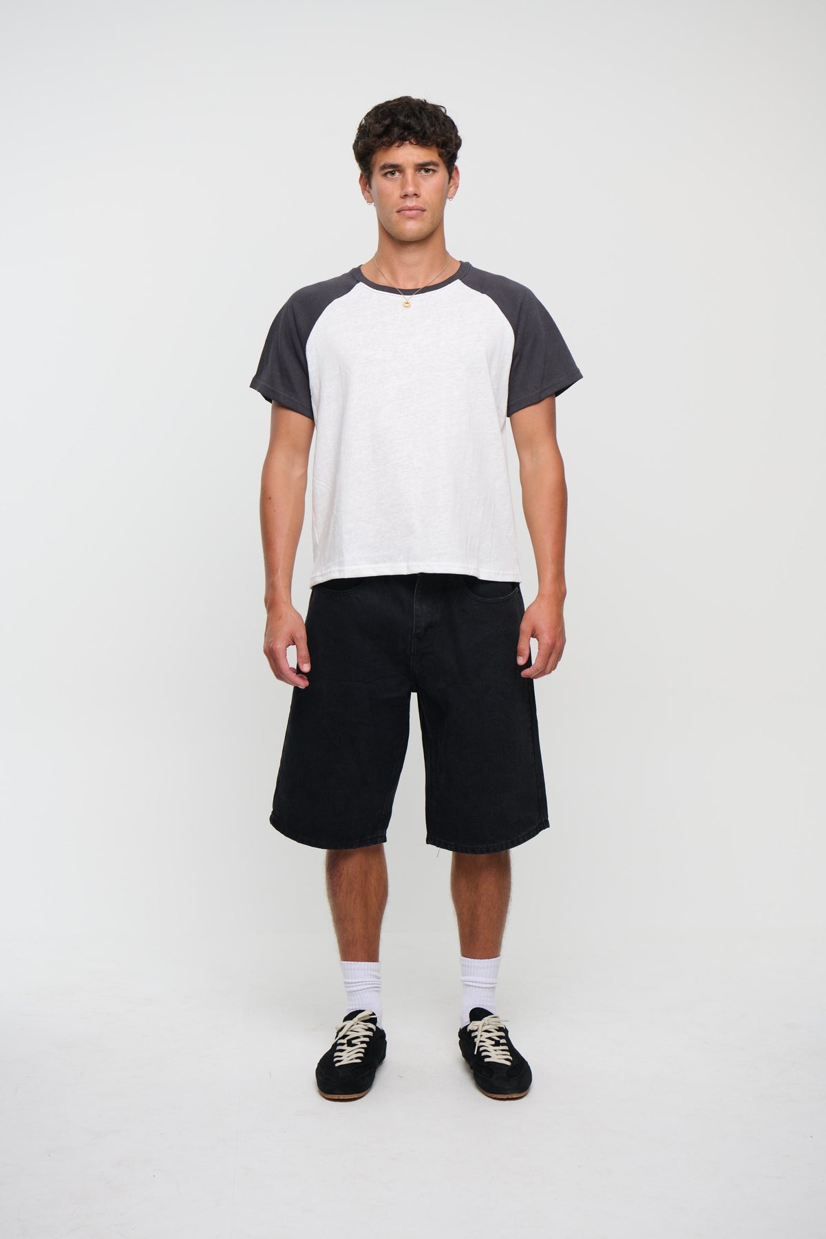 Flint Baggy Denim Jort Black