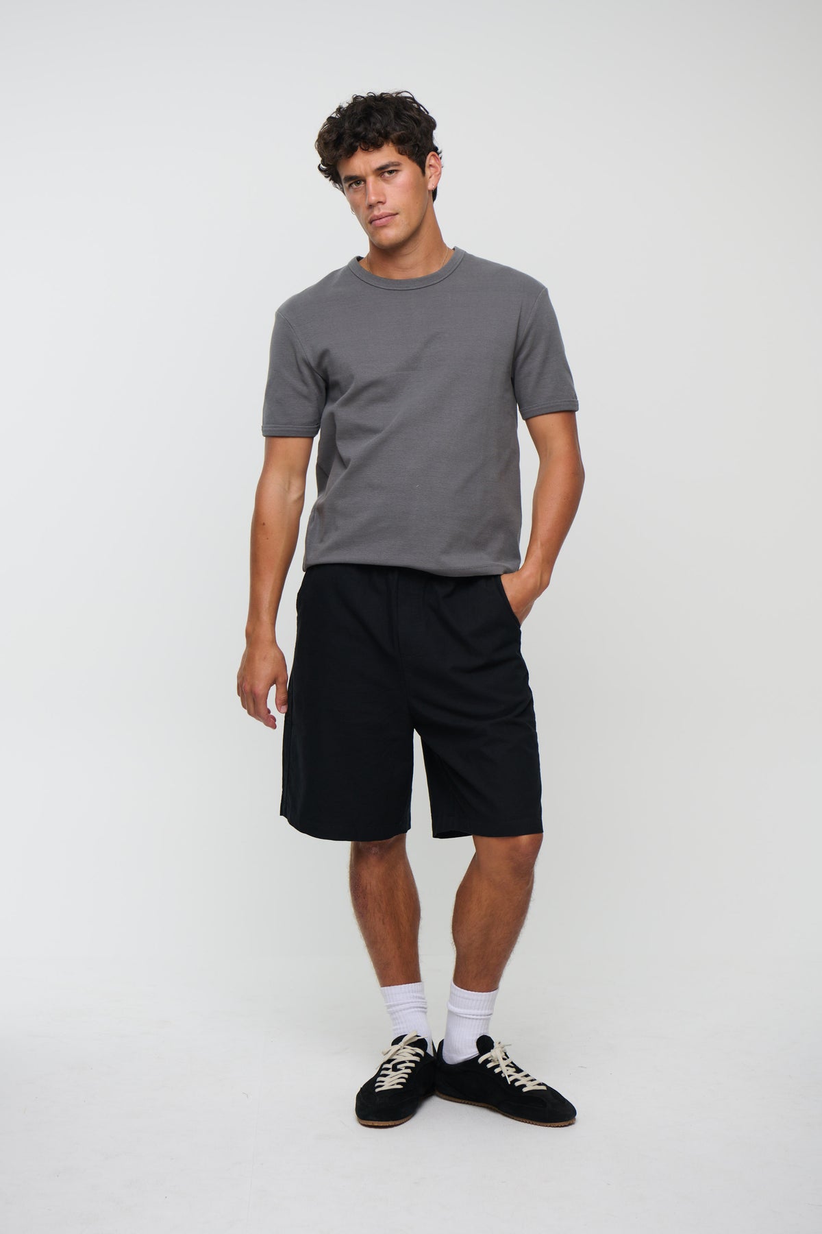 Mike Relaxed Short Black