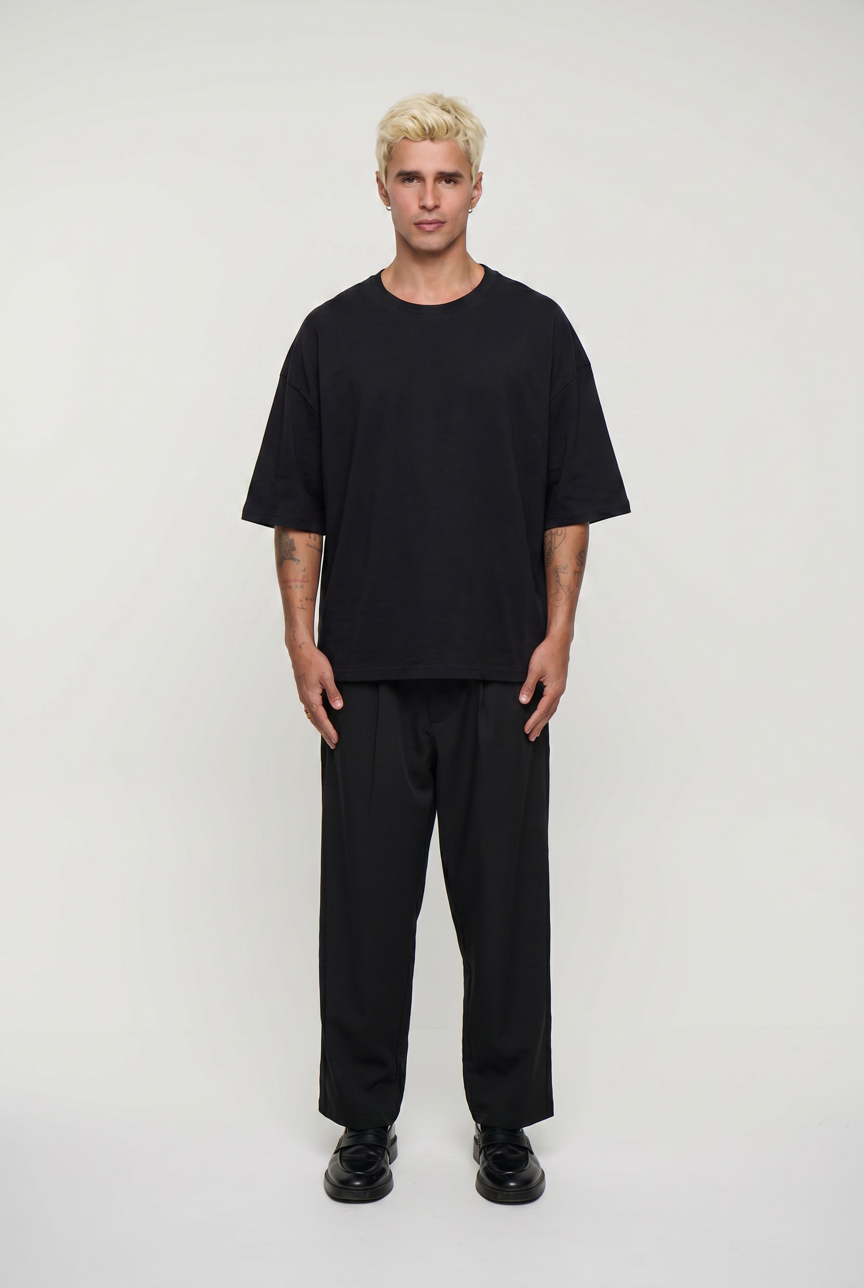 Raw 200G Cotton Box Tee Black