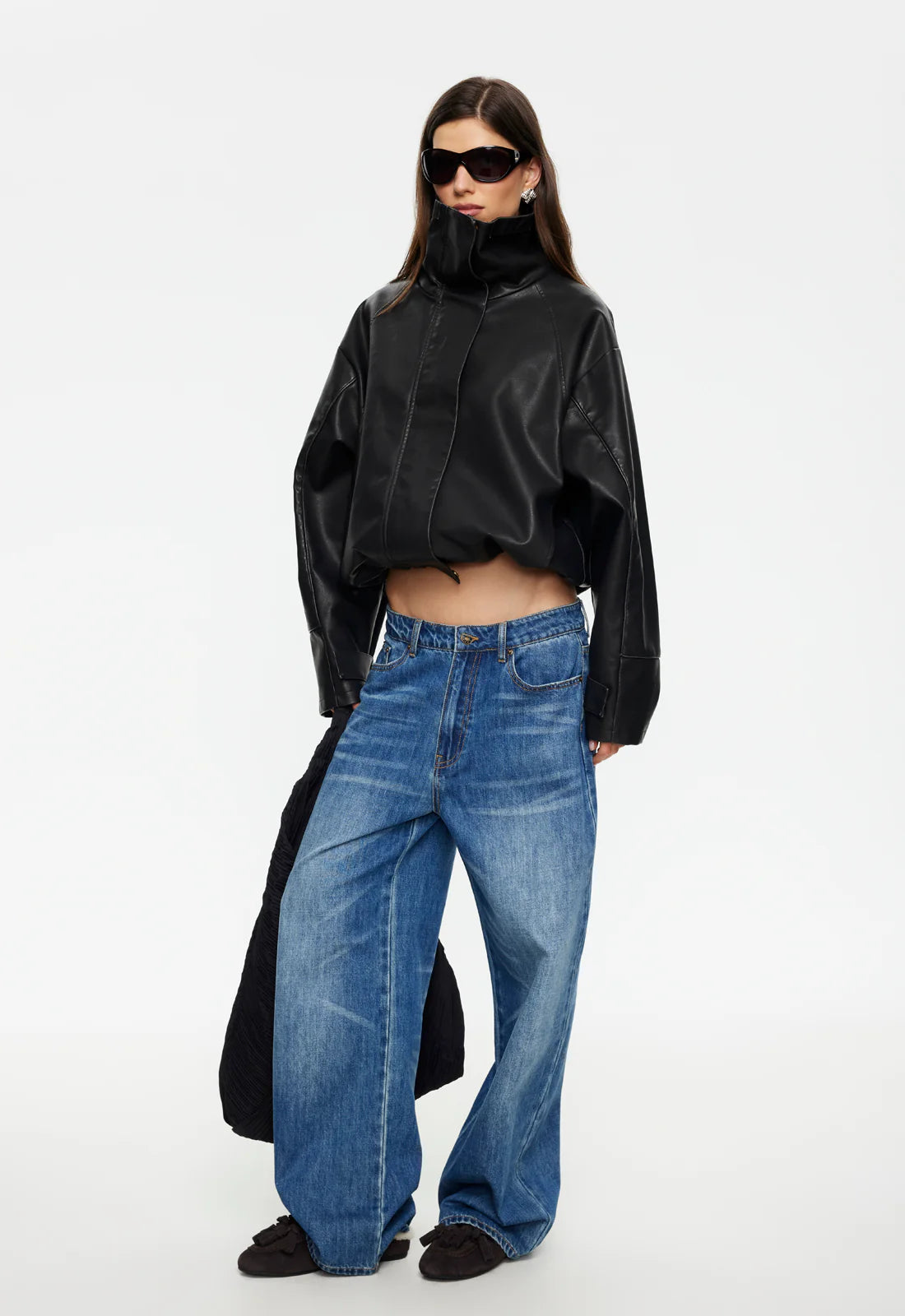 Shoreline Funnel Noir