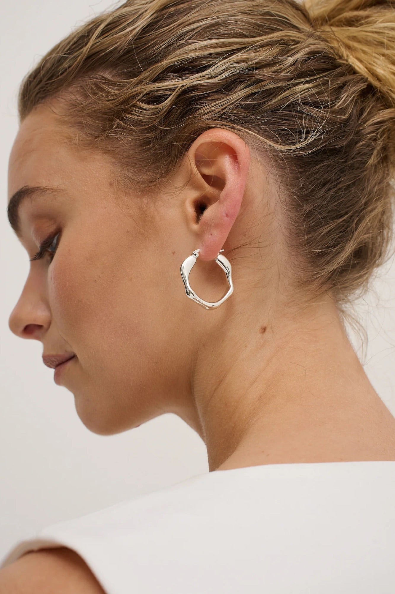 Wavy Hoops Silver - FINAL SALE