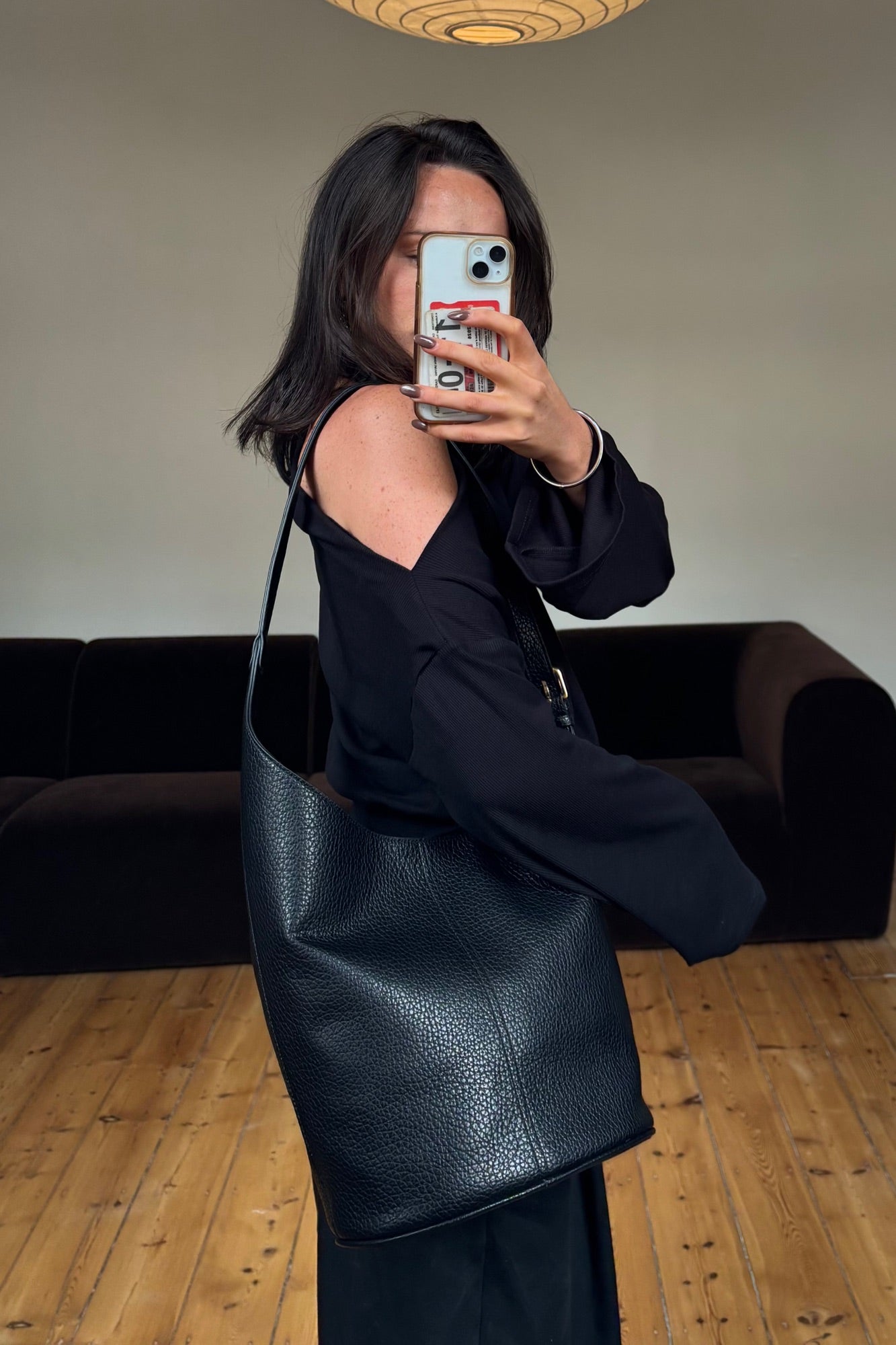 Genna Shoulder Bag Black Pebble