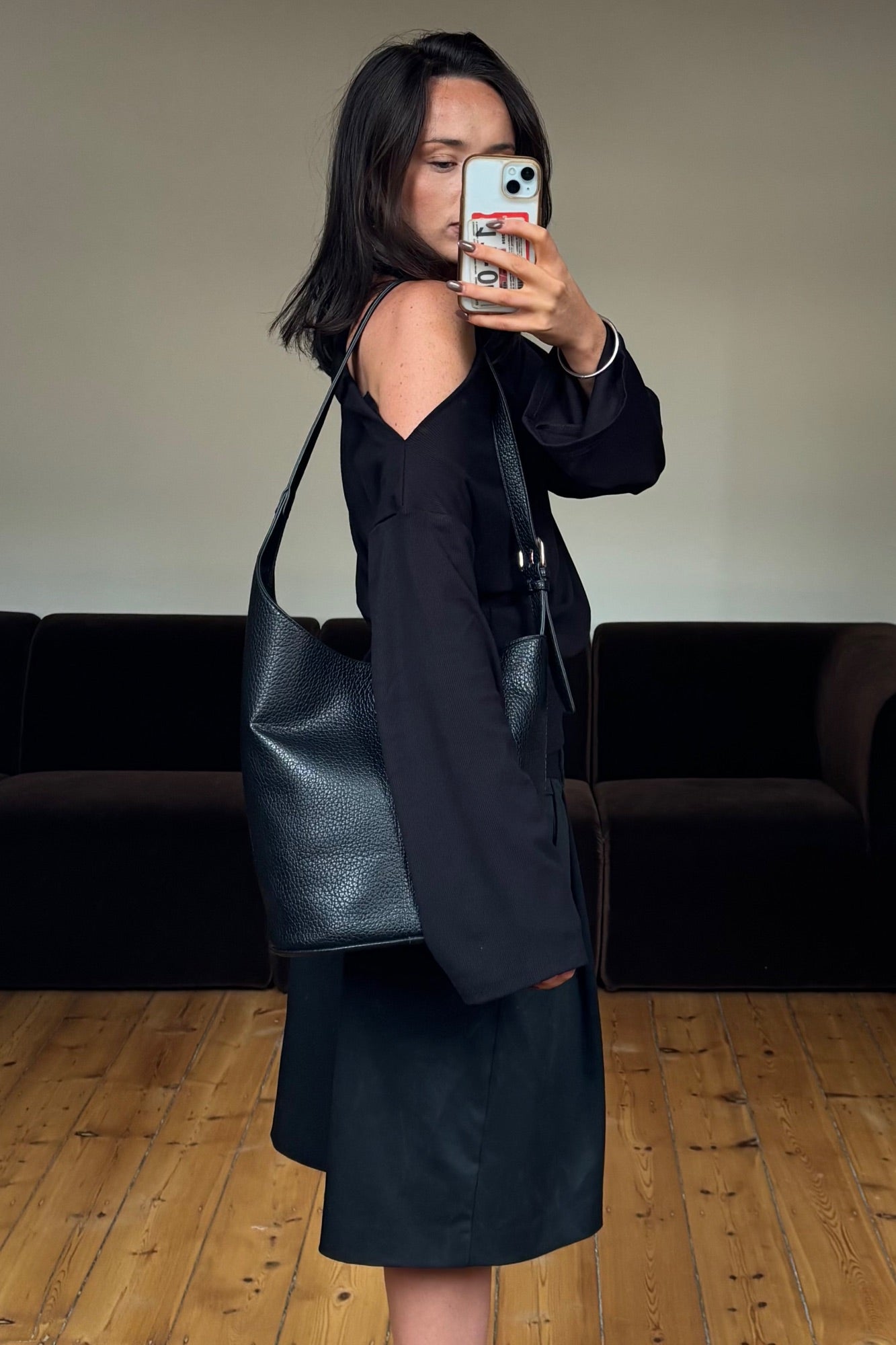 Genna Shoulder Bag Black Pebble