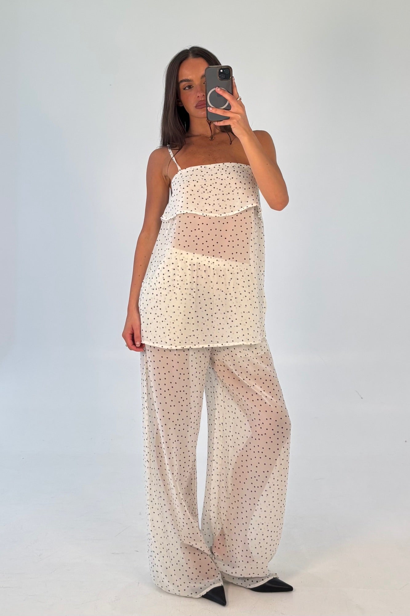 Oaklynn Sheer Set Cream