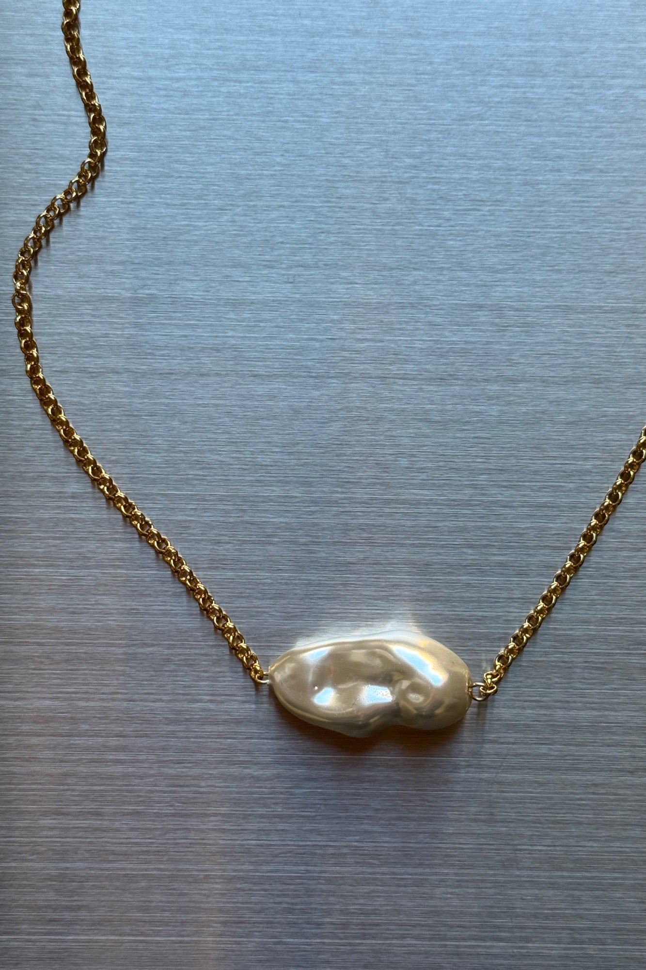 Anastasia Pearl Necklace Gold
