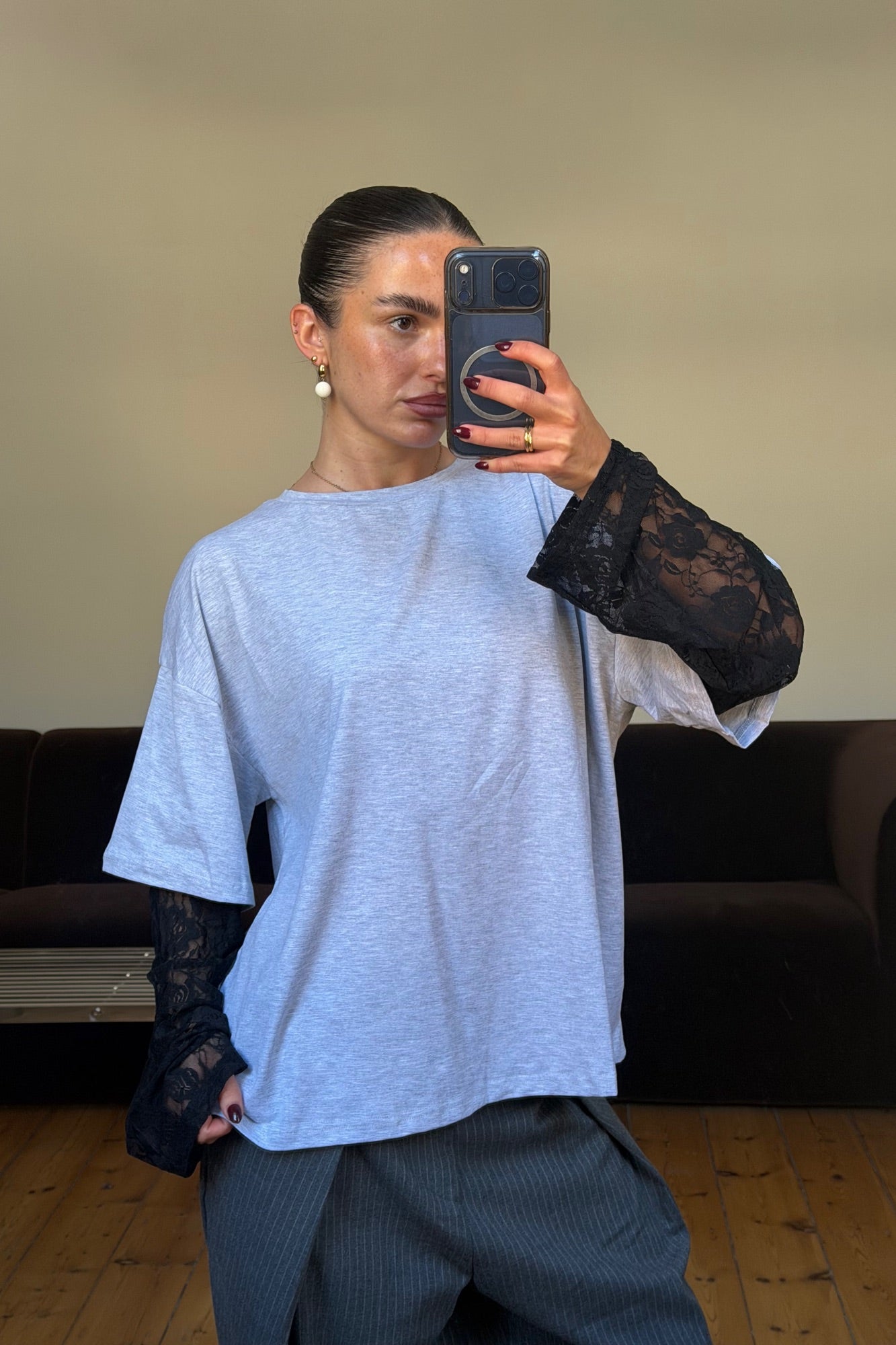 Francesca Lace Tee Light Grey
