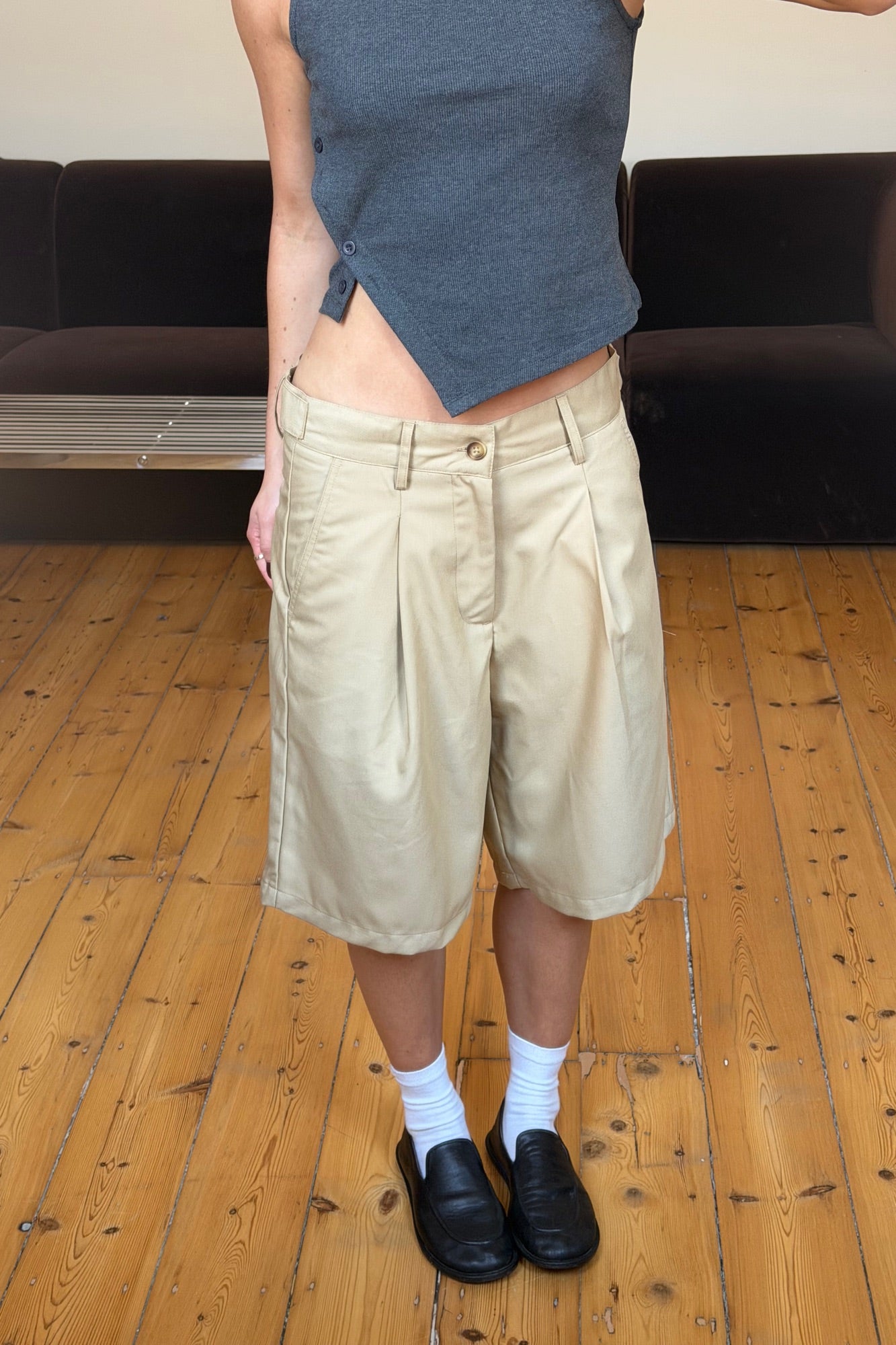 Unisex Dom Relaxed Short Sand