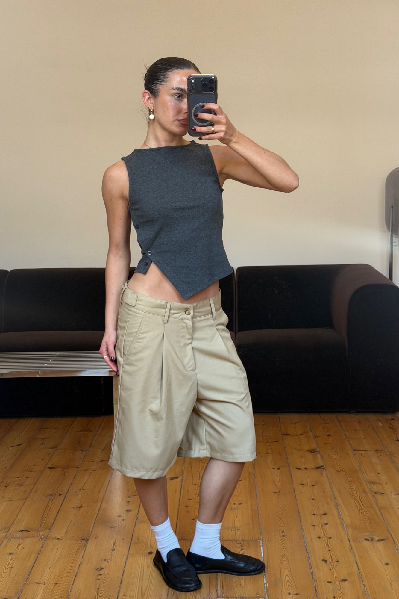 Unisex Dom Relaxed Short Sand