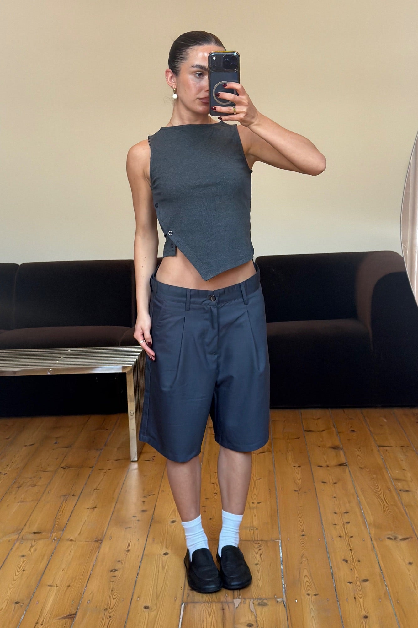 Unisex Dom Relaxed Short Dark Grey
