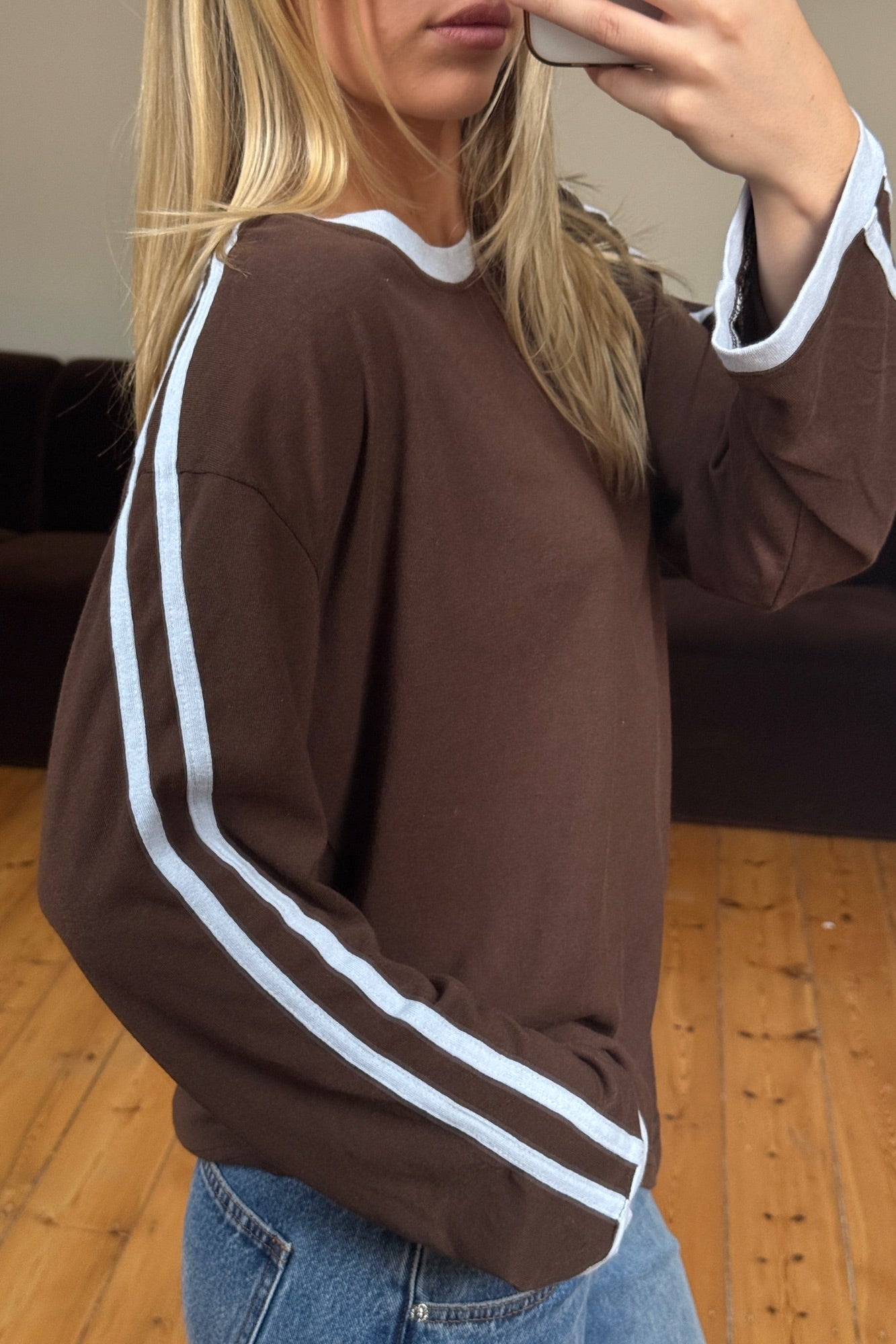 Hollis Long Sleeve Chocolate