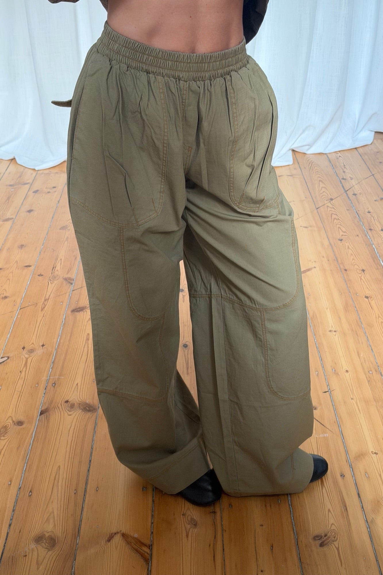 Alyssia Pant Khaki