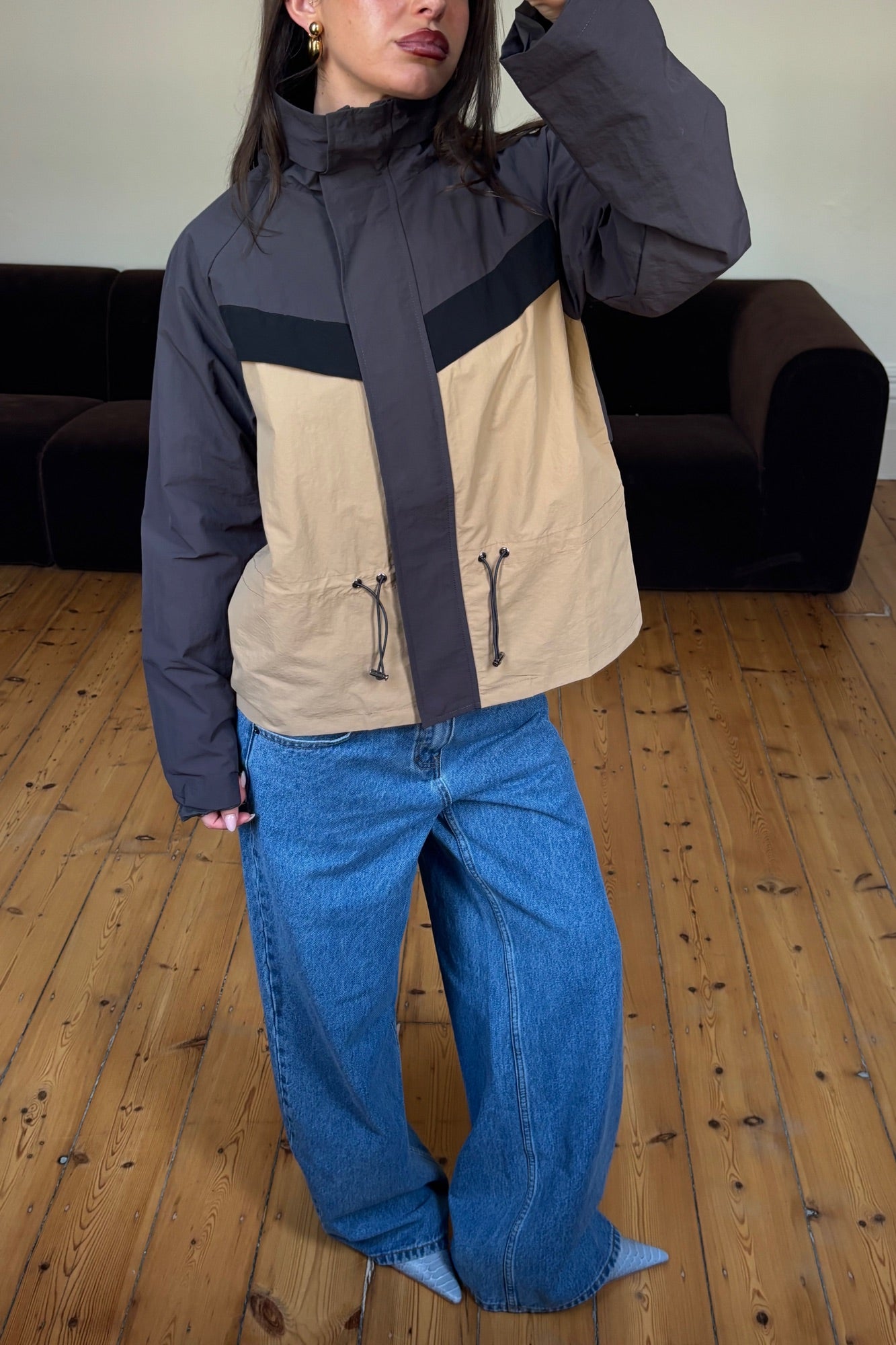 Neisha Windbreaker Dark Grey