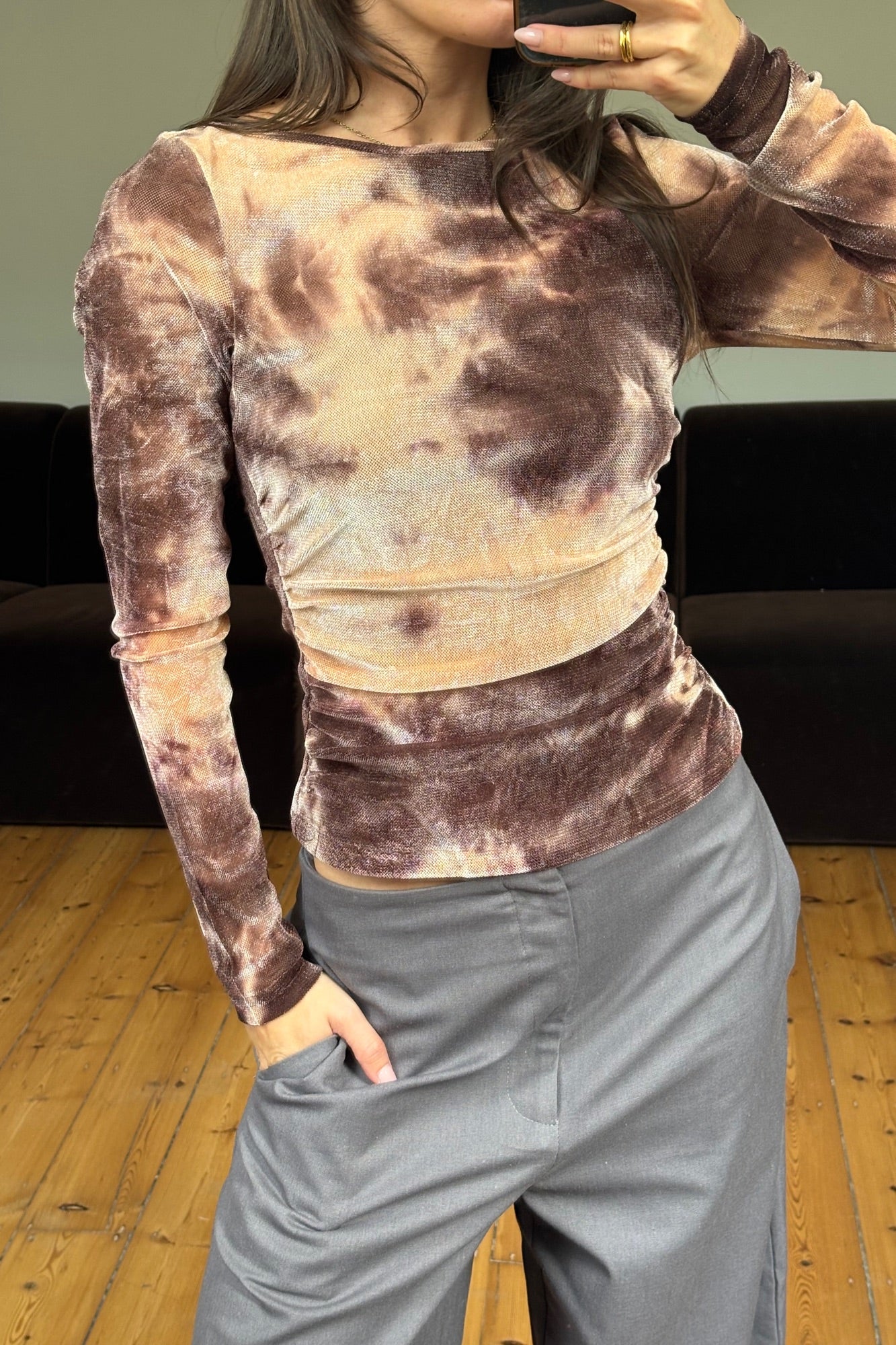 Peta Long Sleeve Chocolate