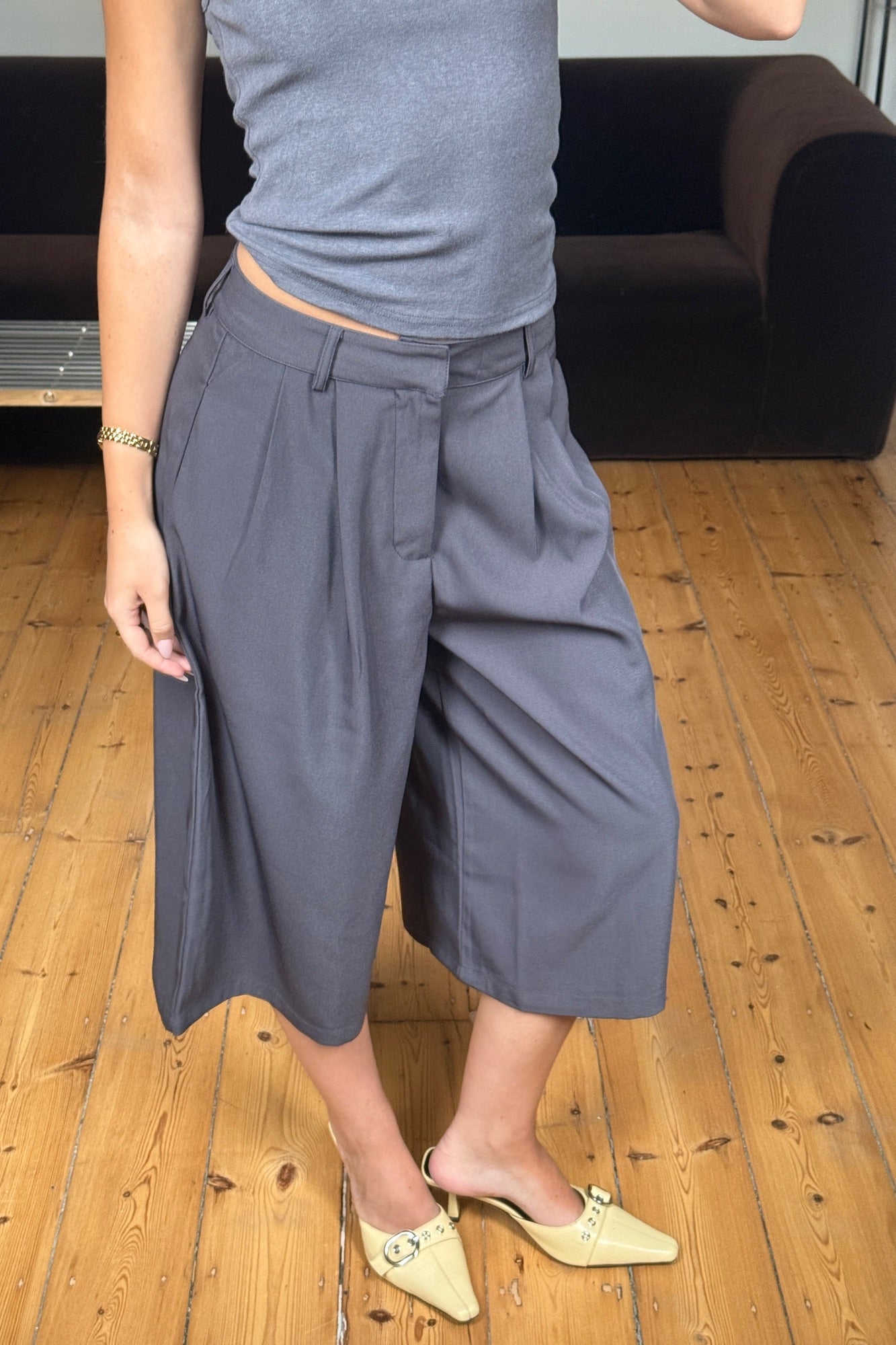 Kareena Long Short Charcoal