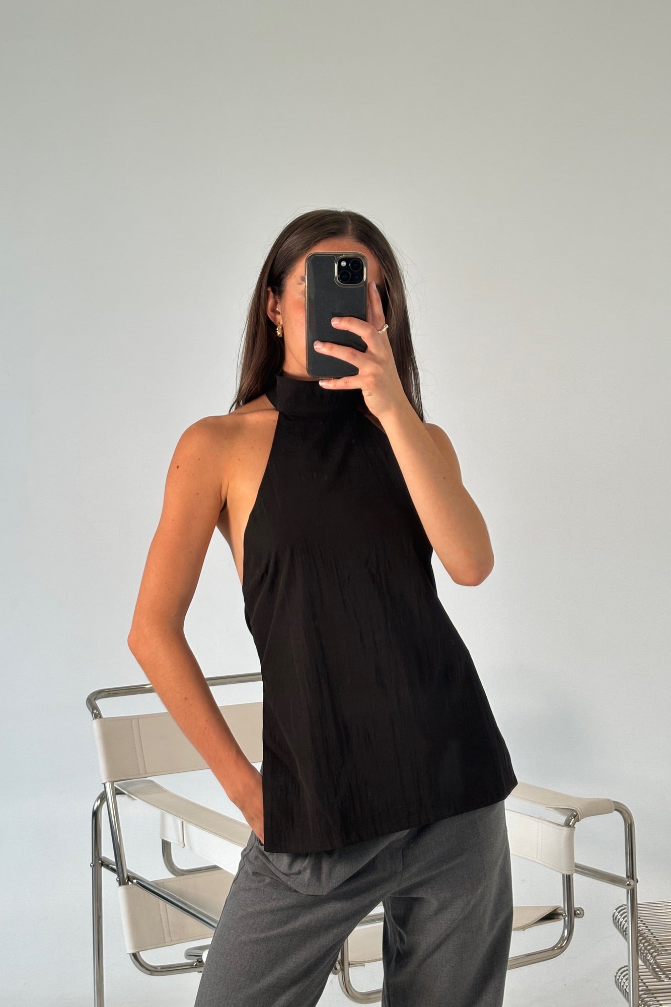Dusky Top Black