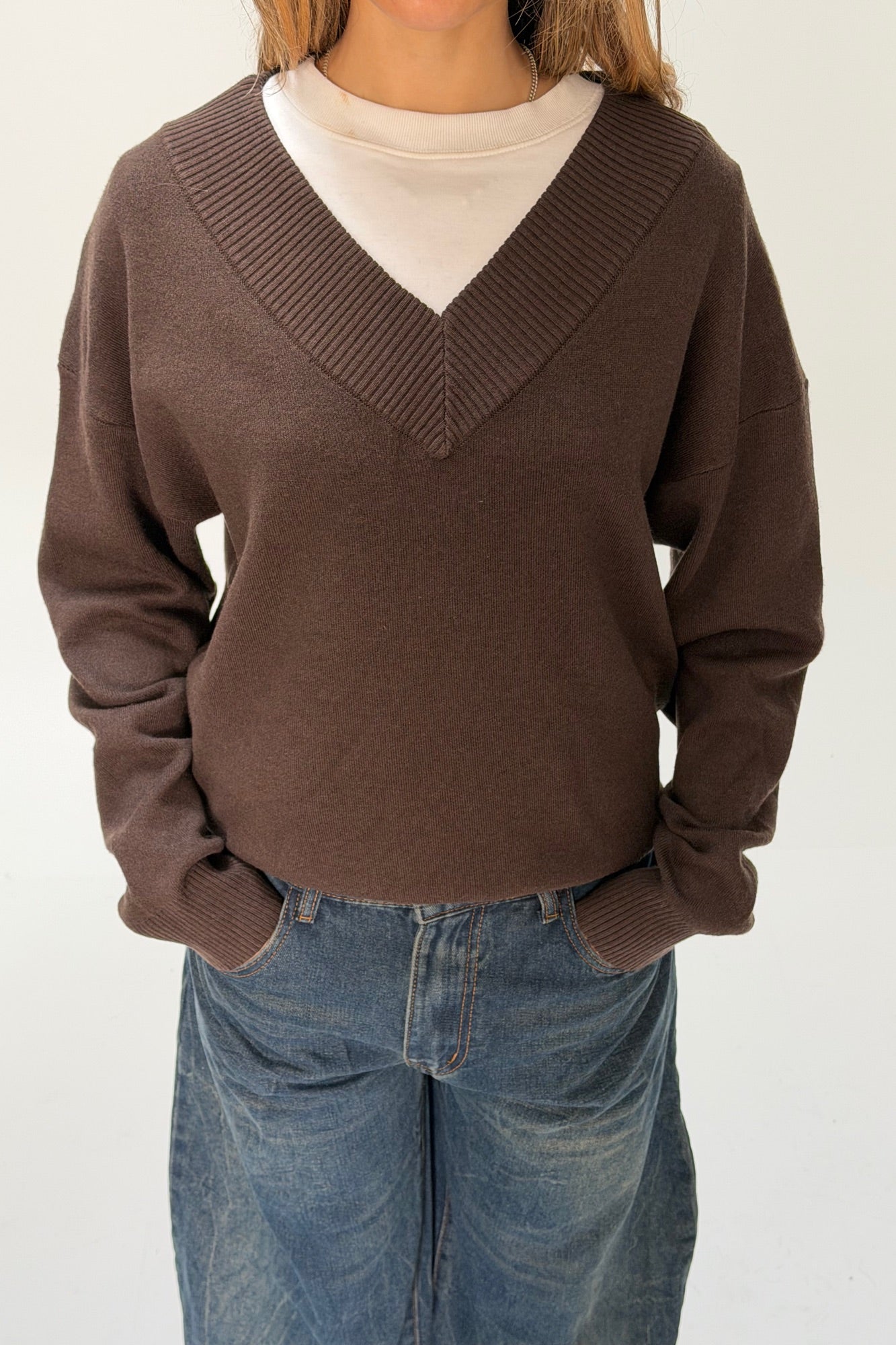 Alexa V Neck Knit Chocolate