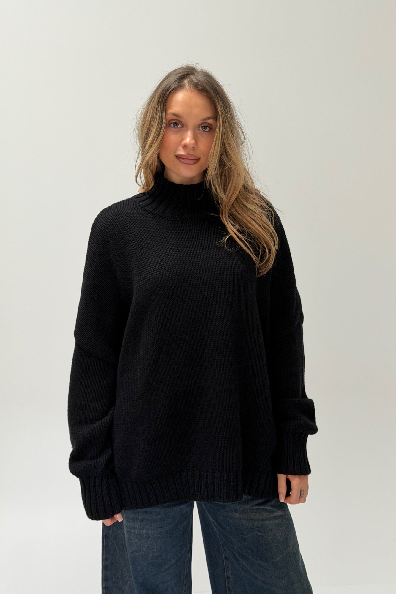 Layla Funnel Neck Knit Black
