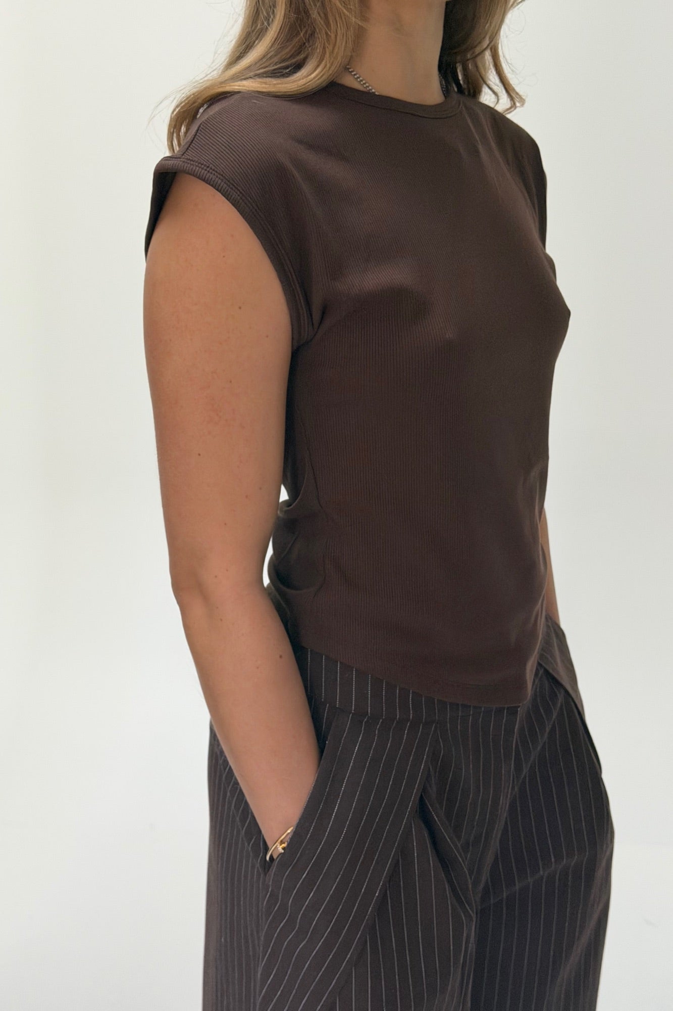 Lyra Ribbed Basic Chocolate