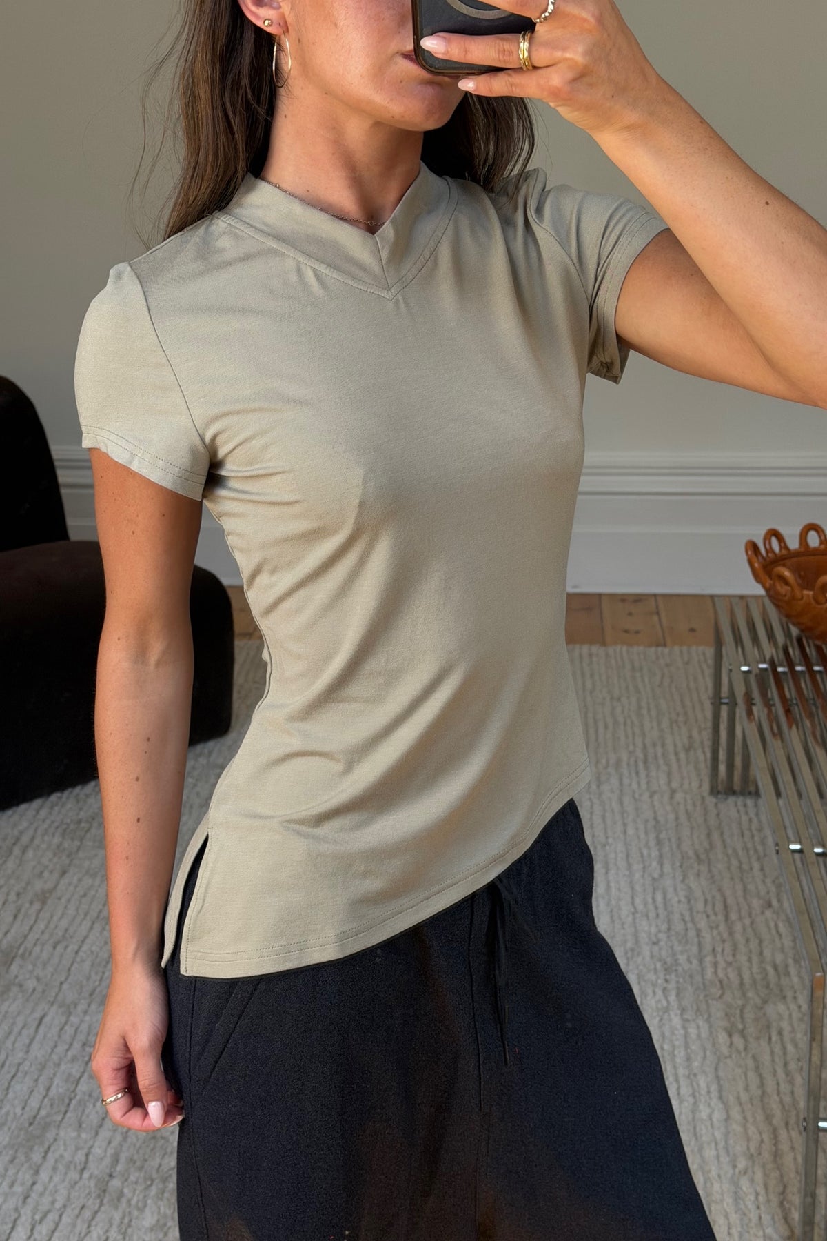 Kaitlyn V Neck Mushroom