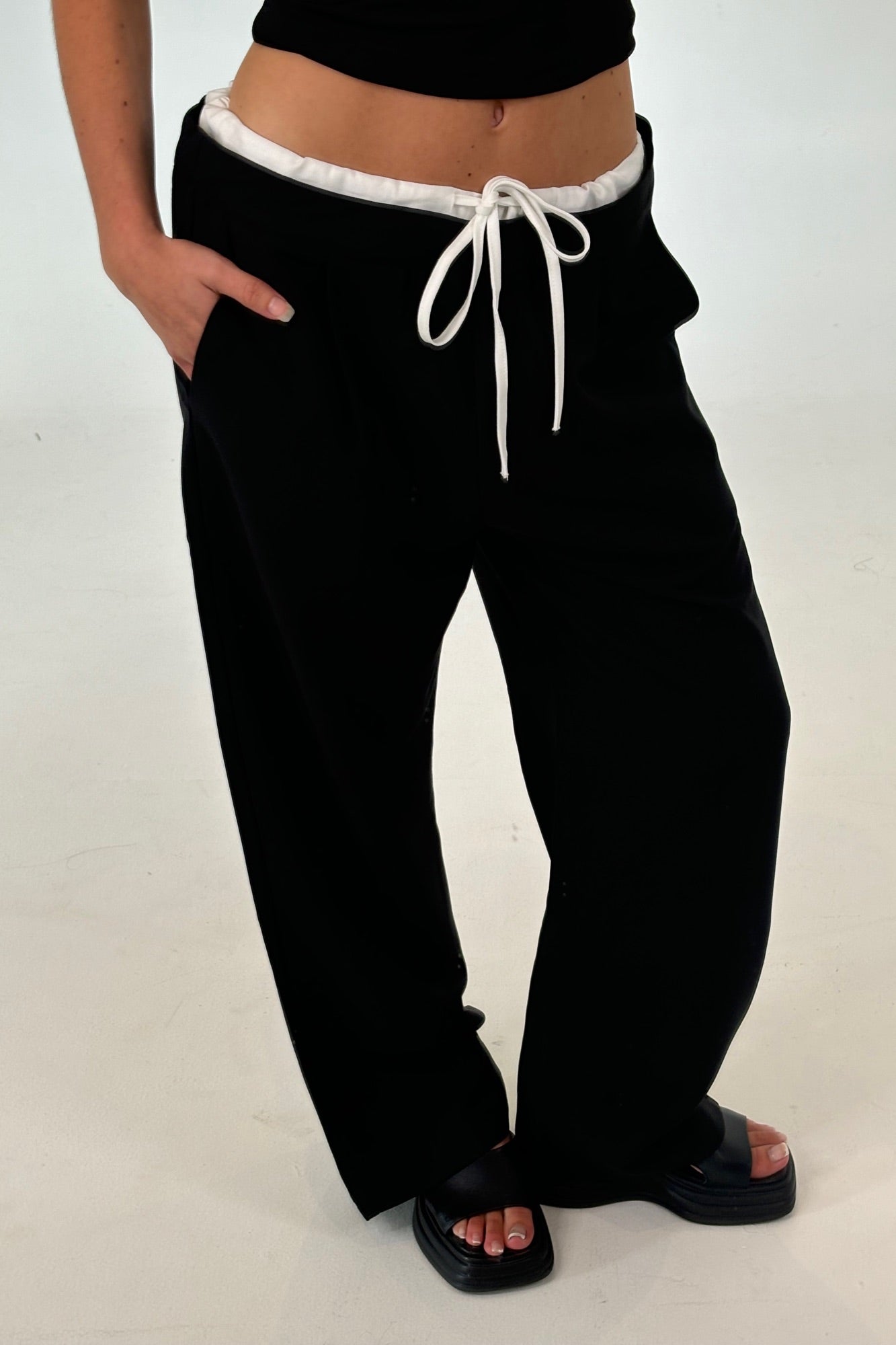 Marseille Pants Black