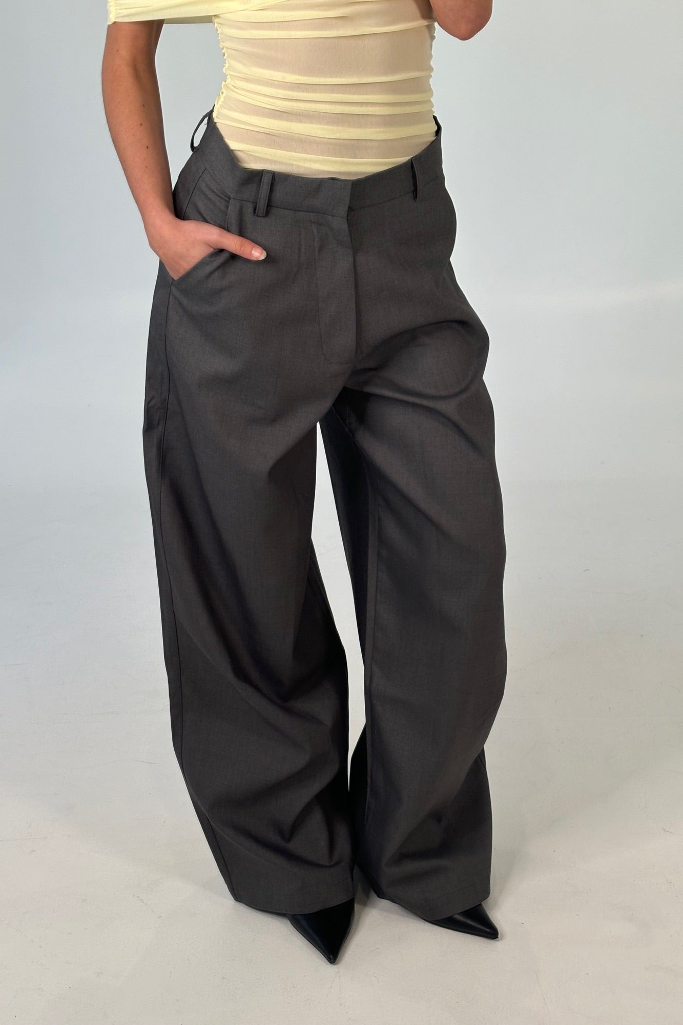 Alexandra Pant Dark Grey
