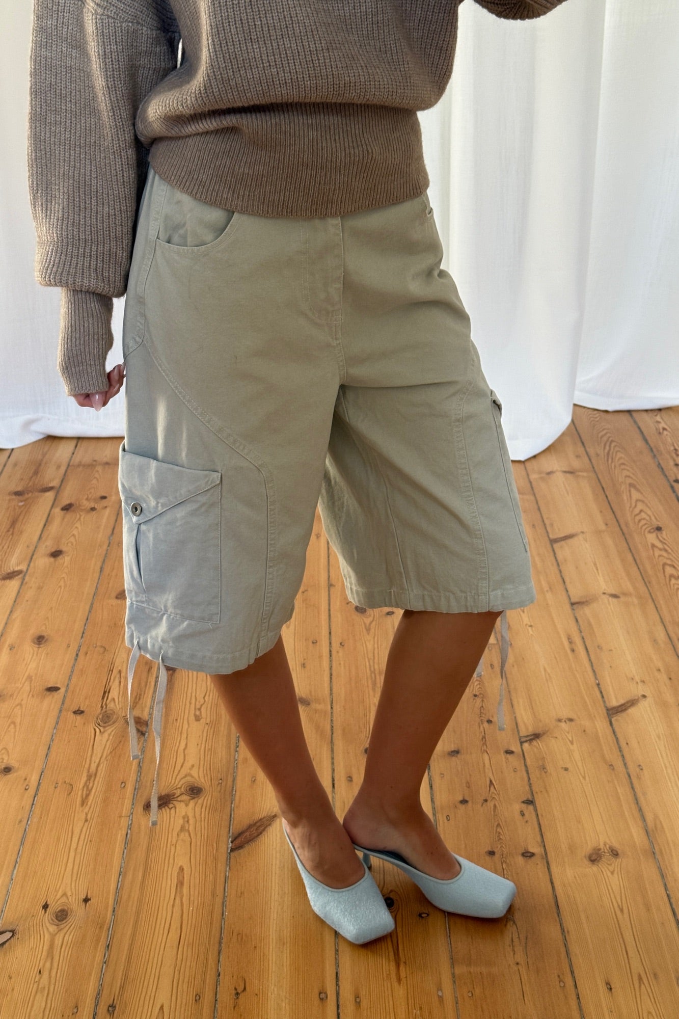 Annie Cargo Short Stone