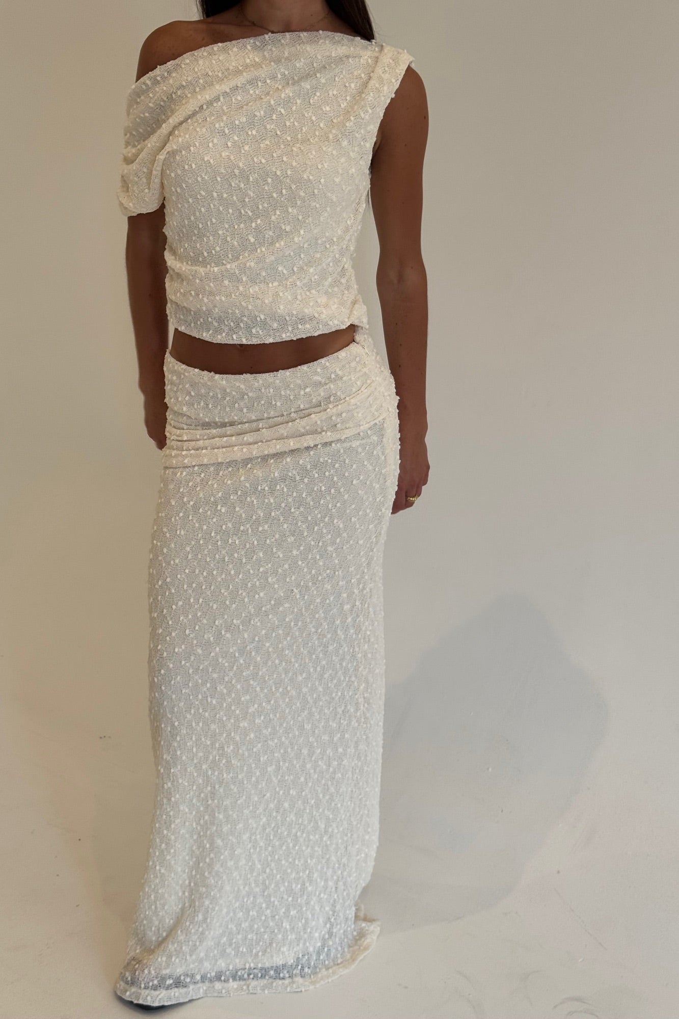 Briony Set Cream