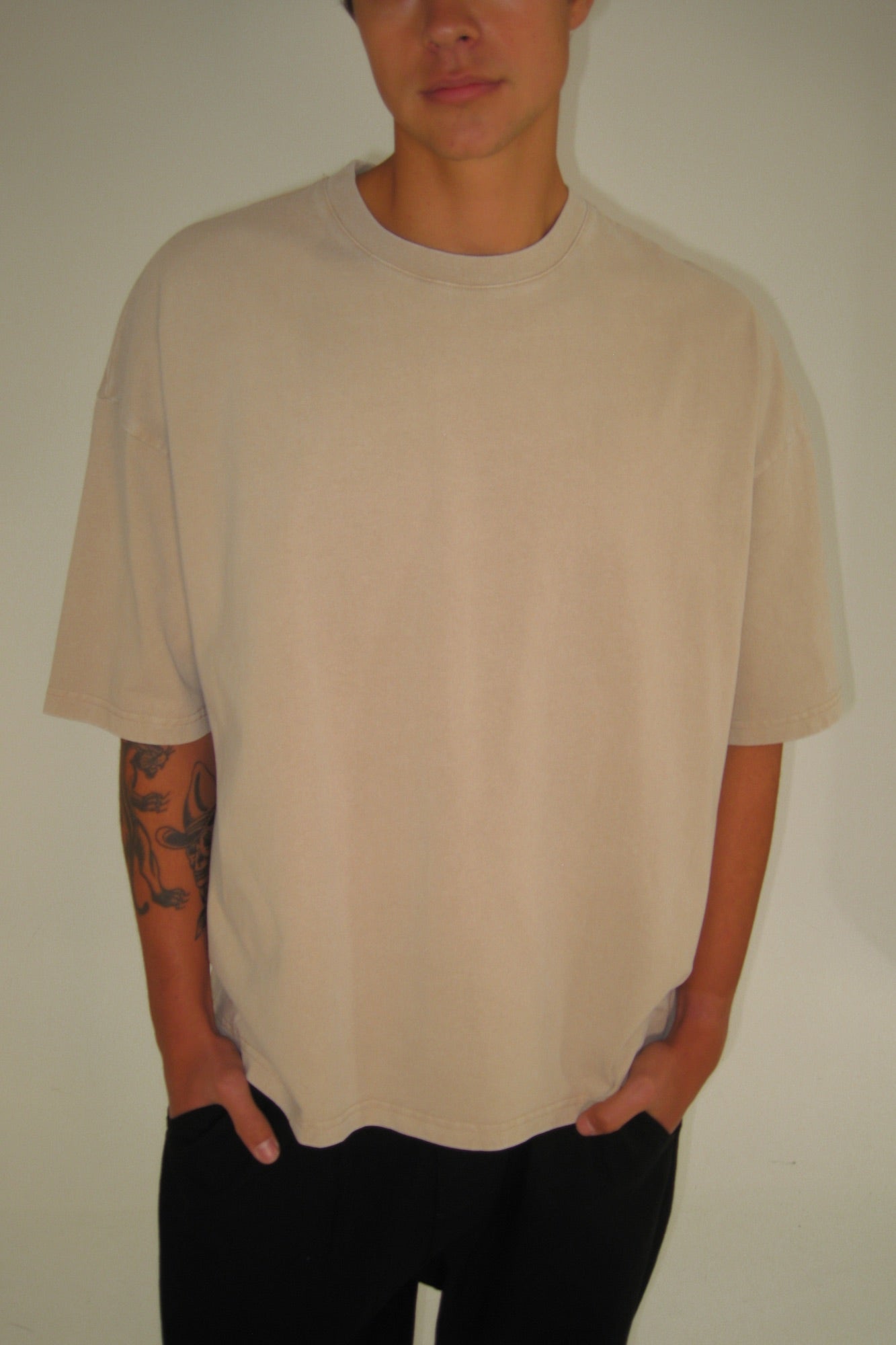 Relaxed Crew Tee Sand