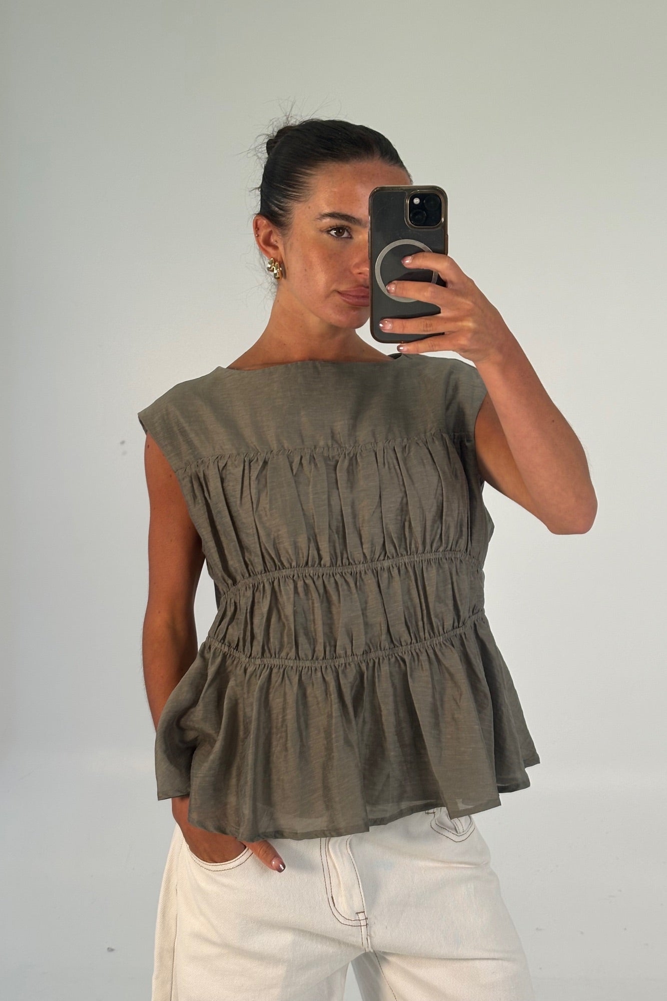 Cierra Top Pebble