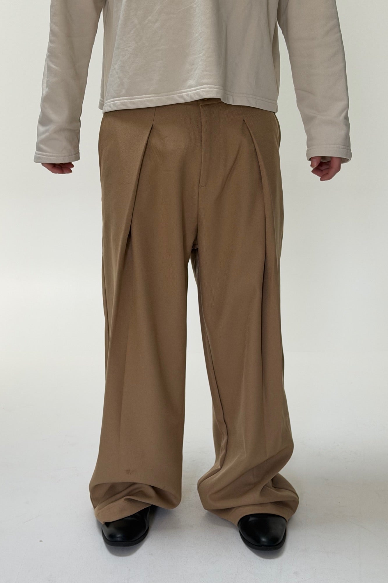 Josh Baggy Pant Sand