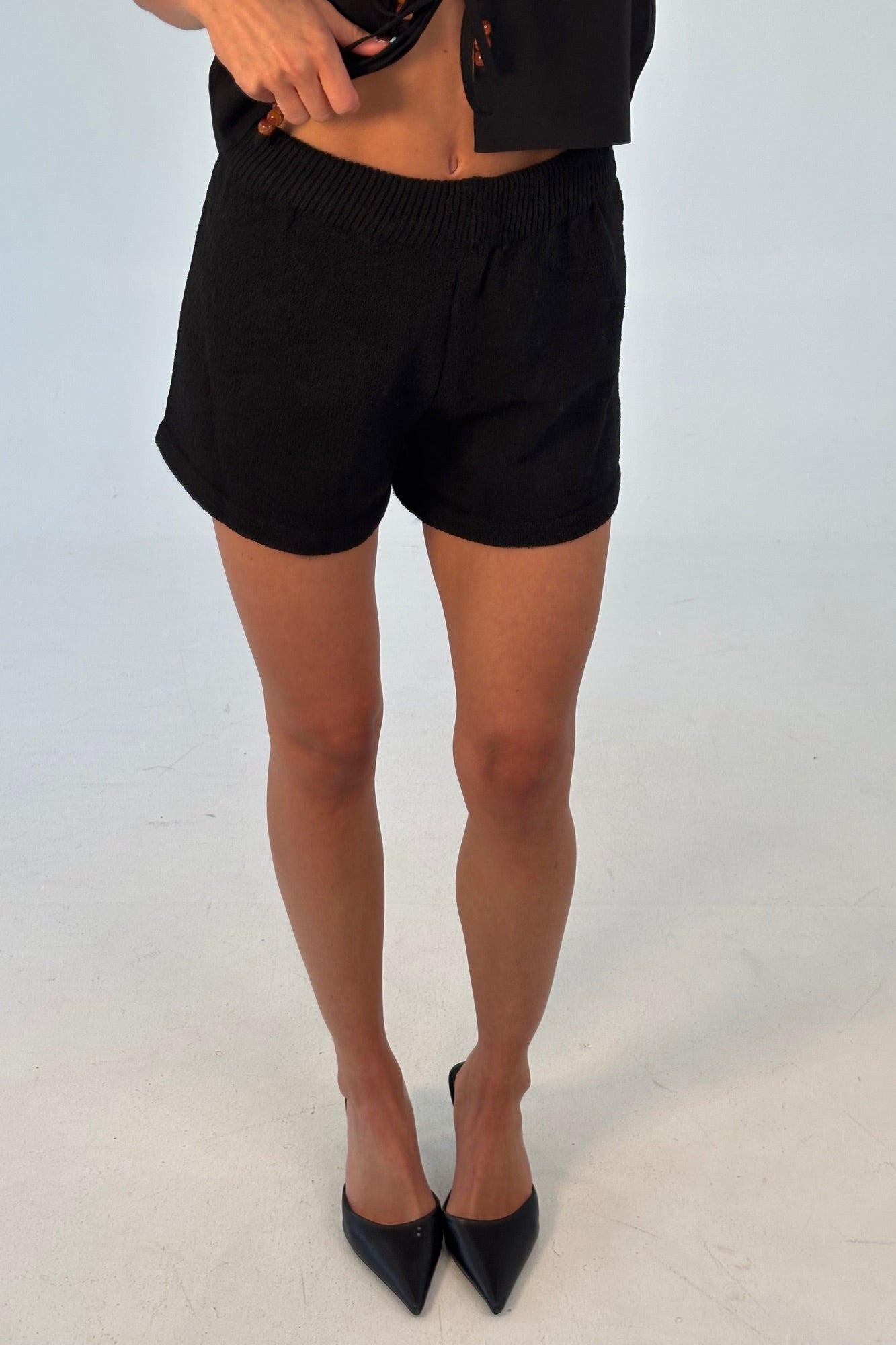 Kinny Short Black