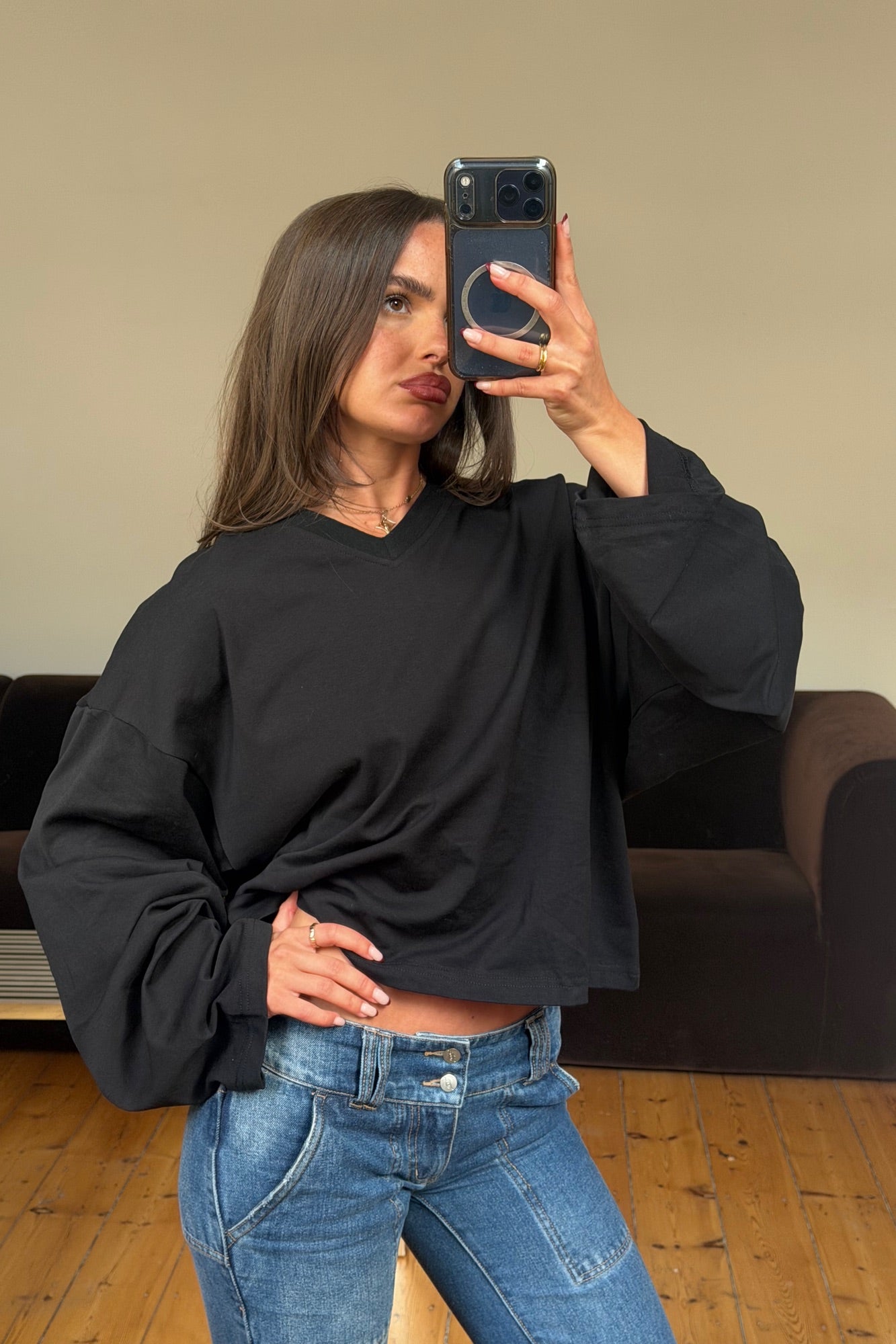 Bloom V Long Sleeve Onyx