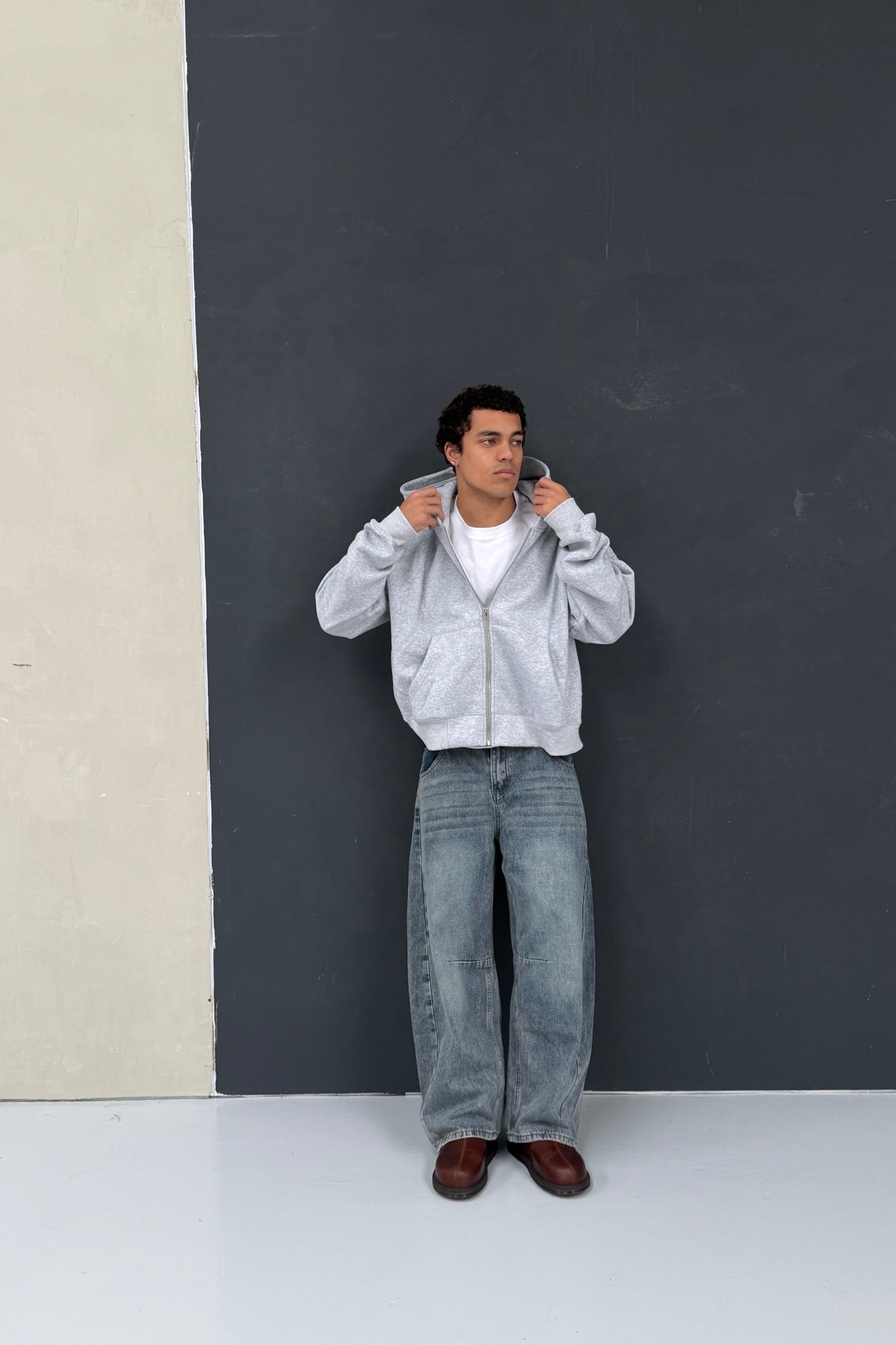 Roman Zip Hoodie Grey