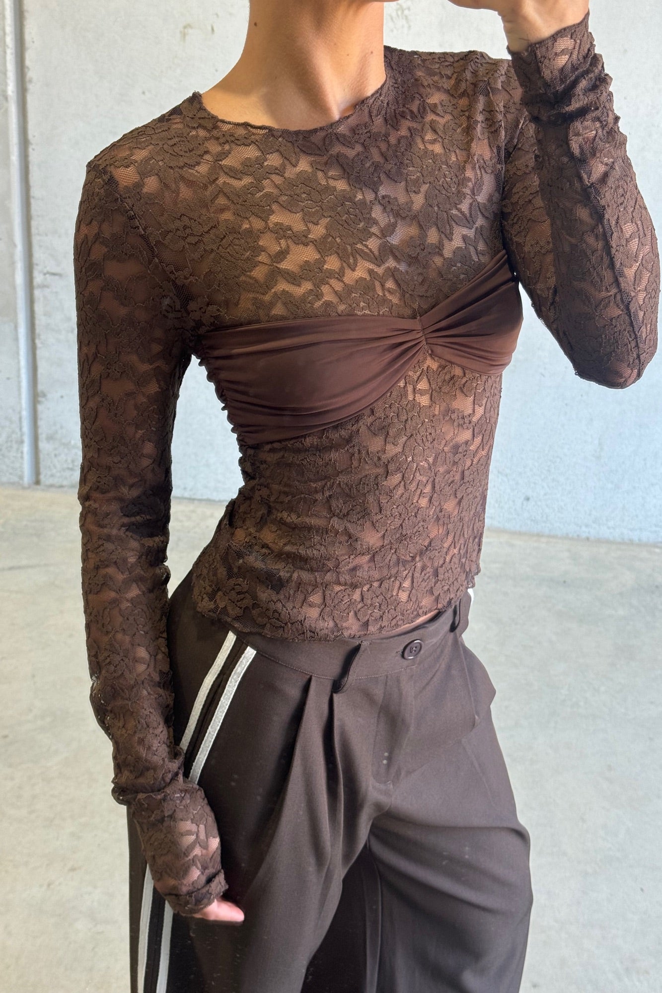 Midnight Long Sleeve Top Chocolate