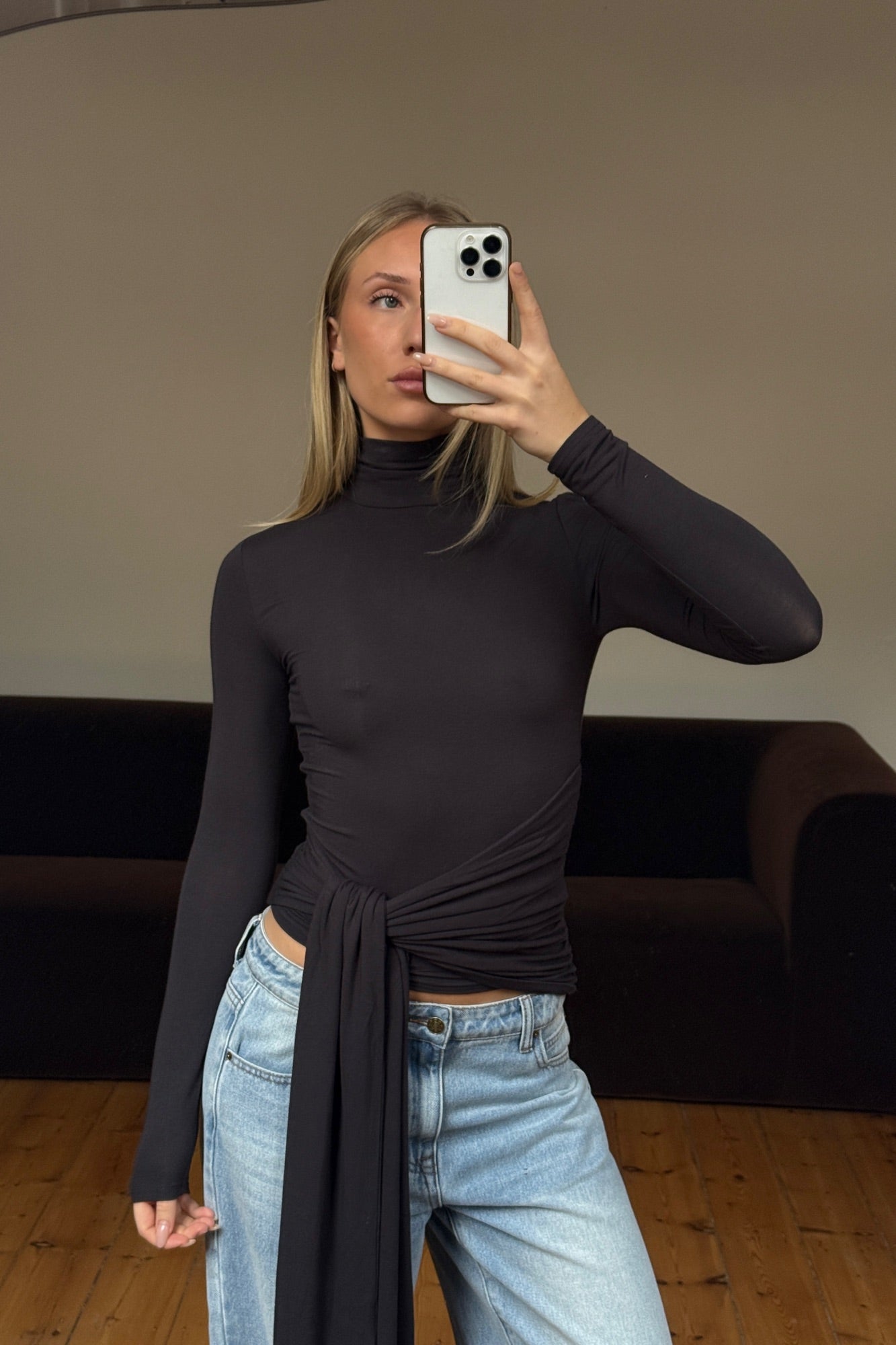 Isley Top Charcoal