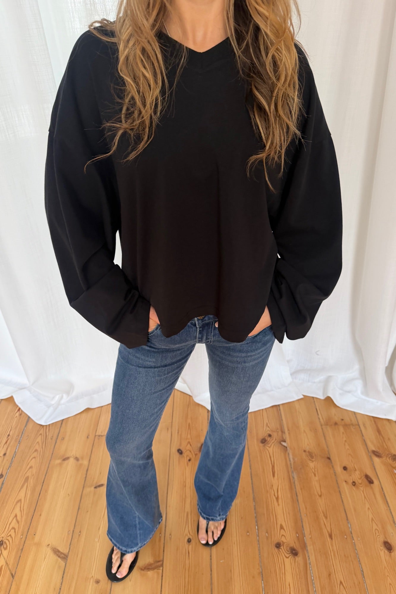 Bloom V Long Sleeve Onyx