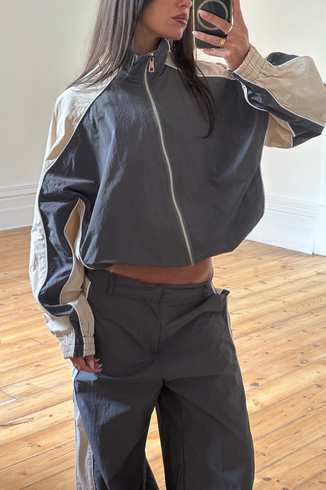 Cleo Windbreaker Grey