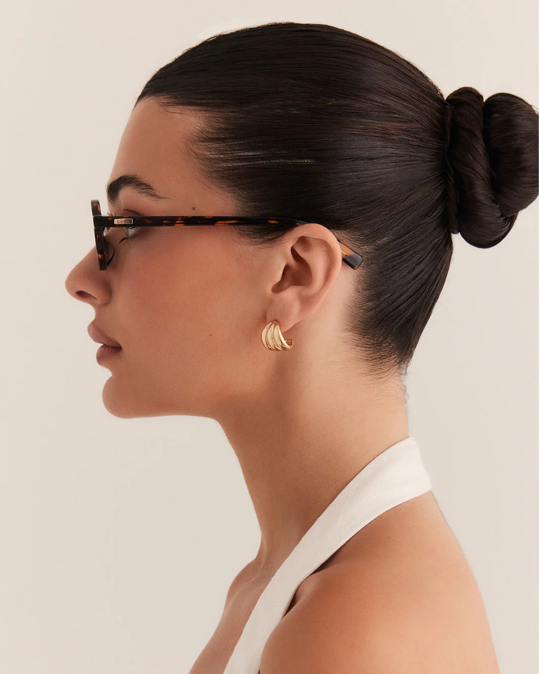 The Yasmin Havana Tort / Blue Light