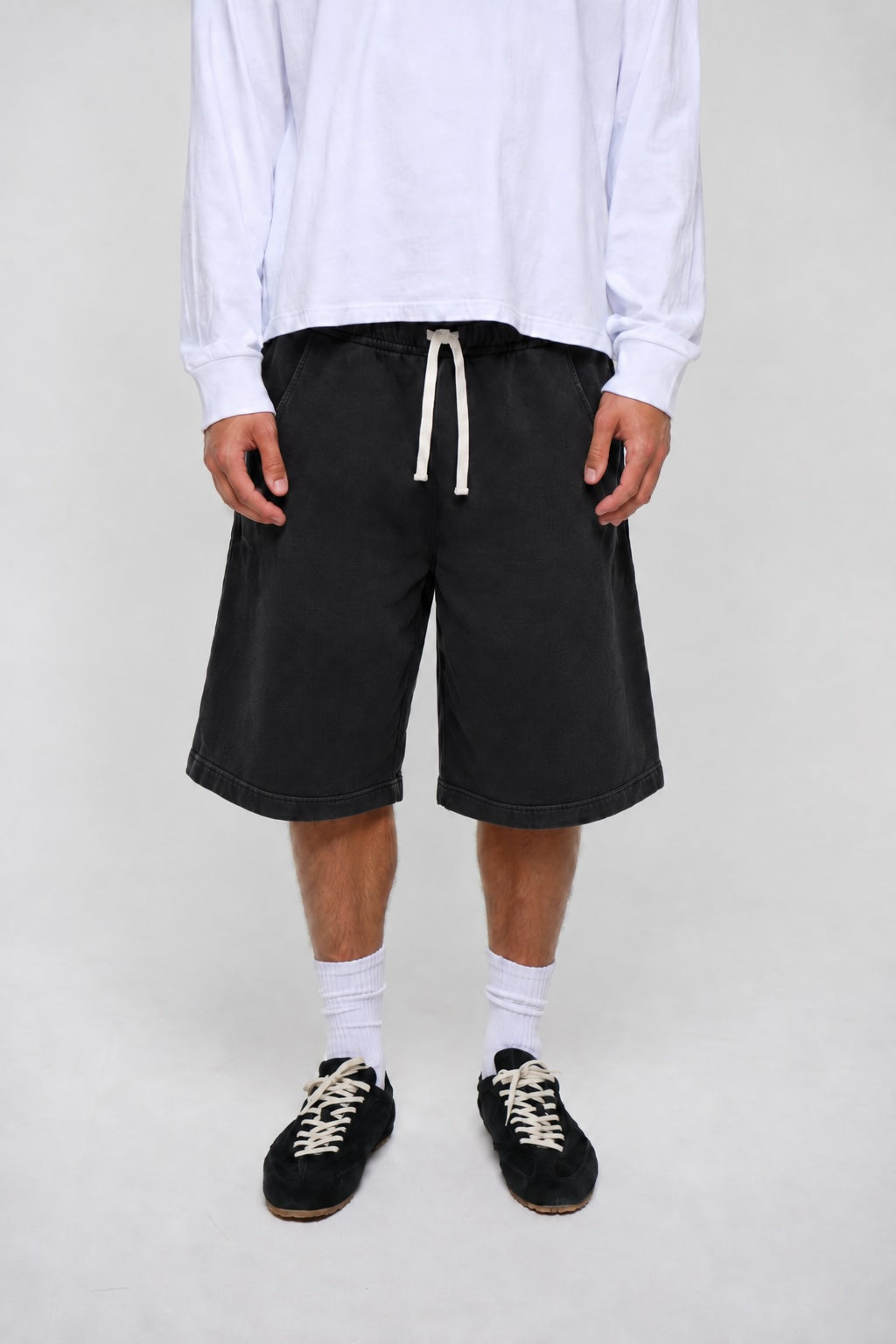 420G Fleece Short Black