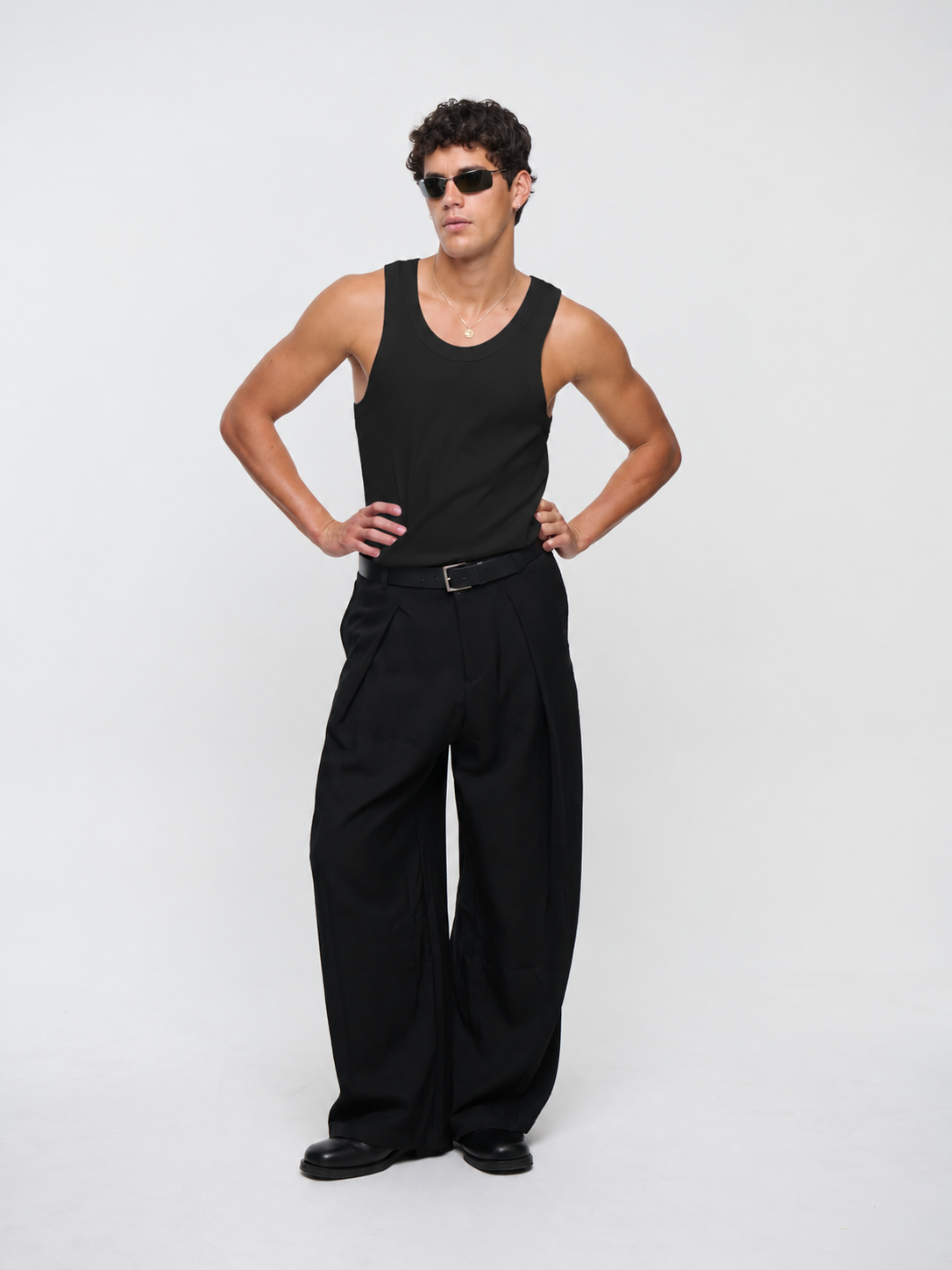 Ryan Fitted Tank Black