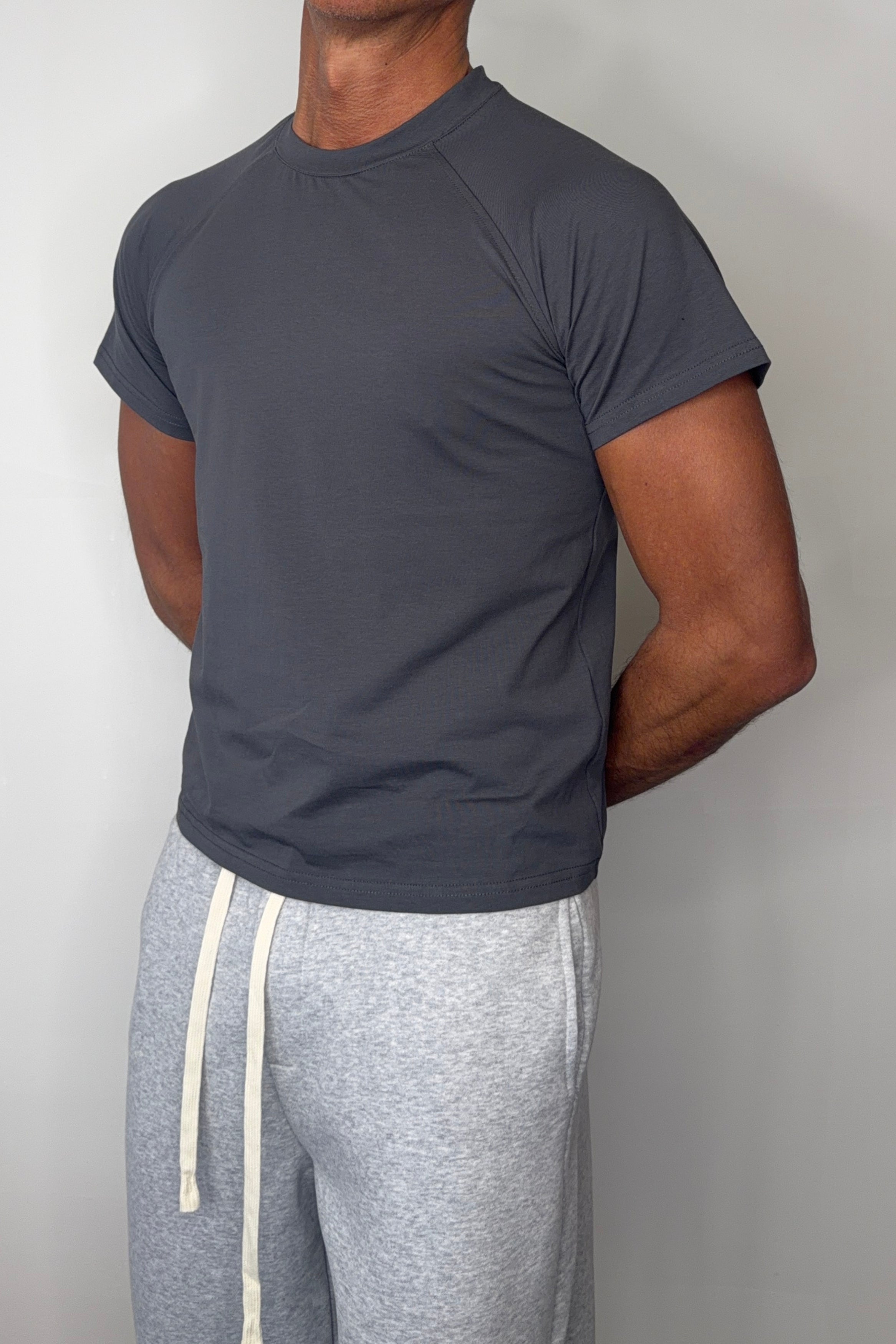 Raglan Fitted Tee Charcoal
