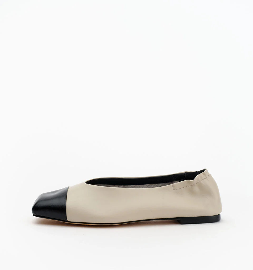 Alias Mae Willow Bone Leather
