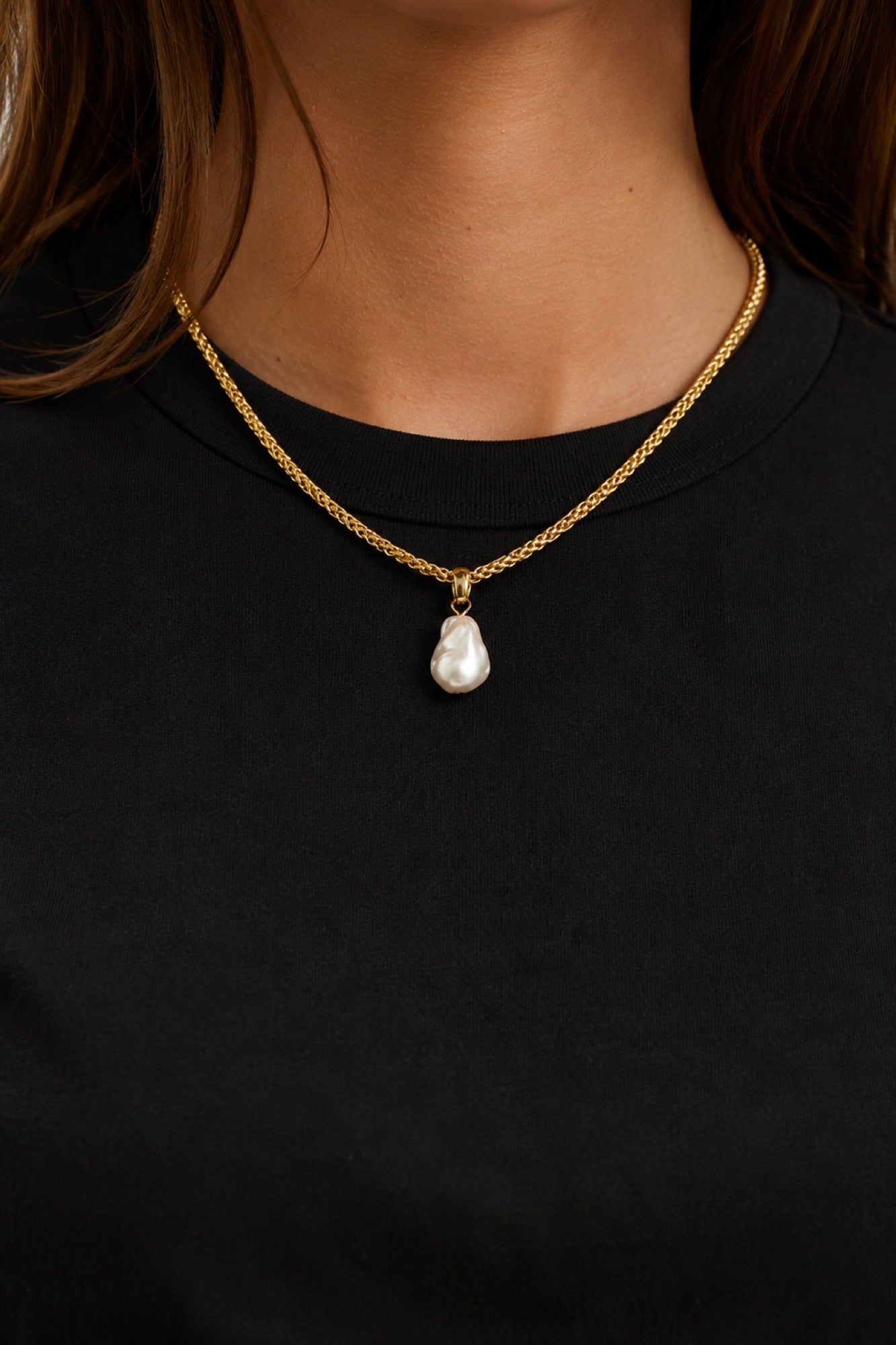 Lidia Pearl Necklace Gold