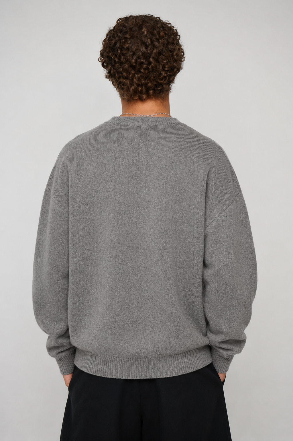 Embroid Crew Neck Knit Dark Grey