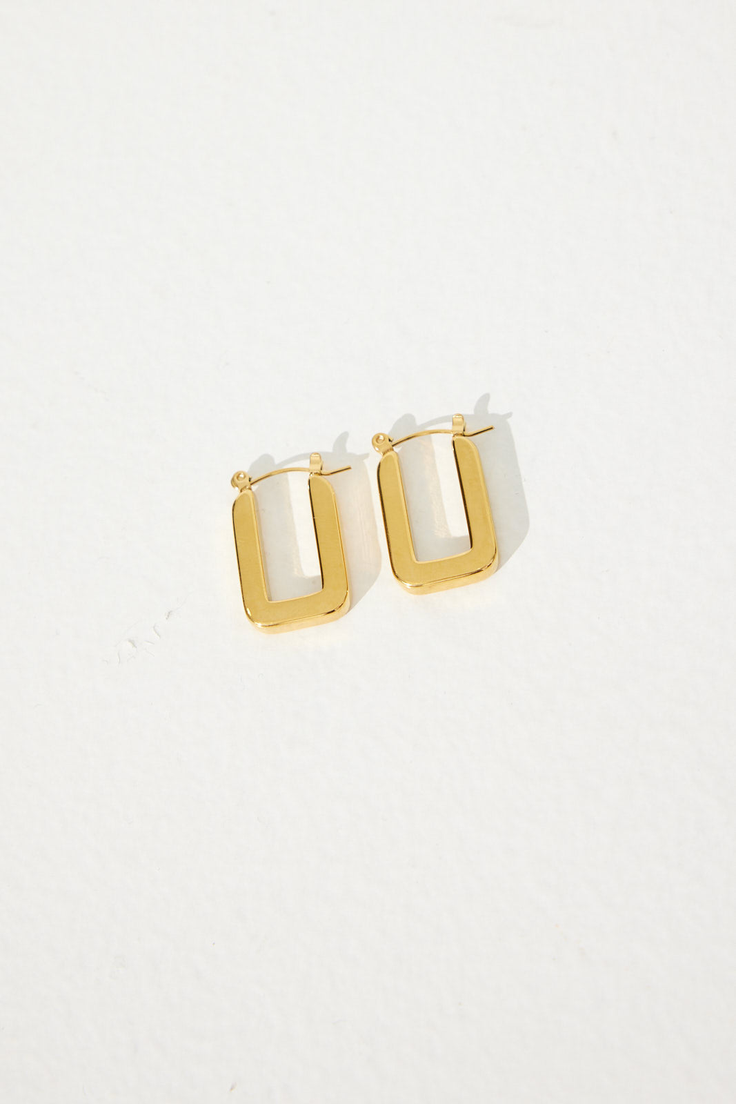 Melita Hoop Earring 18k Gold Plated