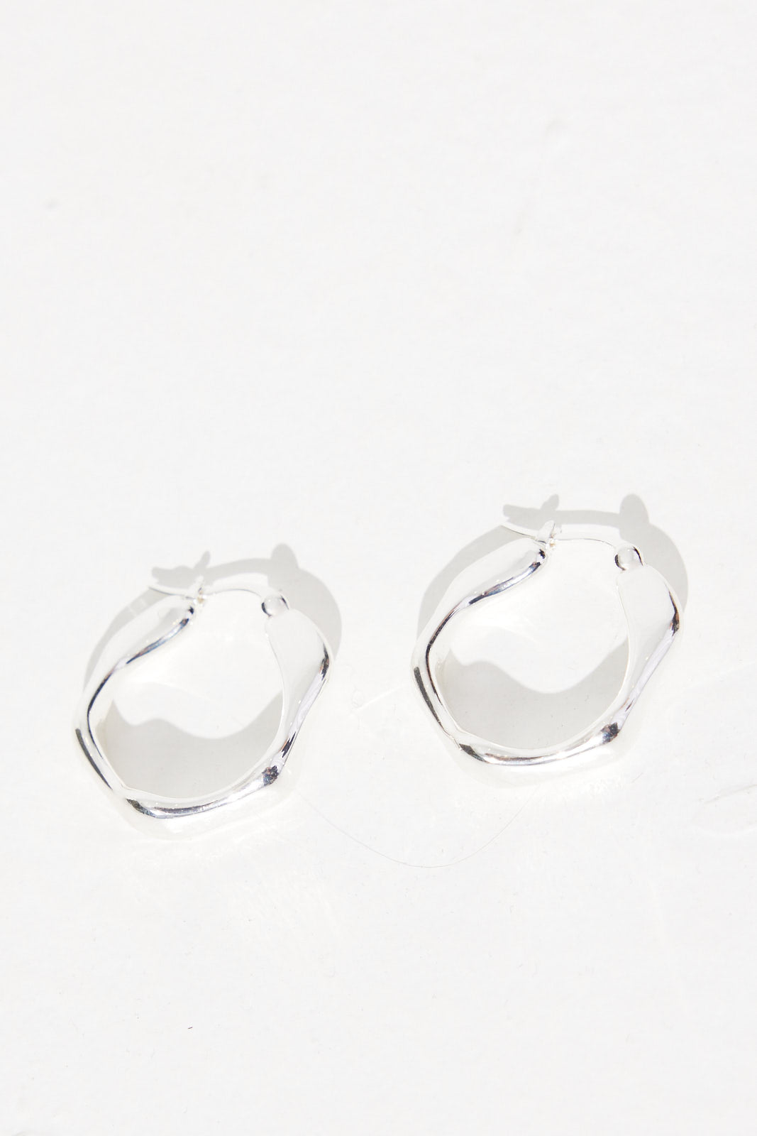 Wavy Hoops Silver - FINAL SALE
