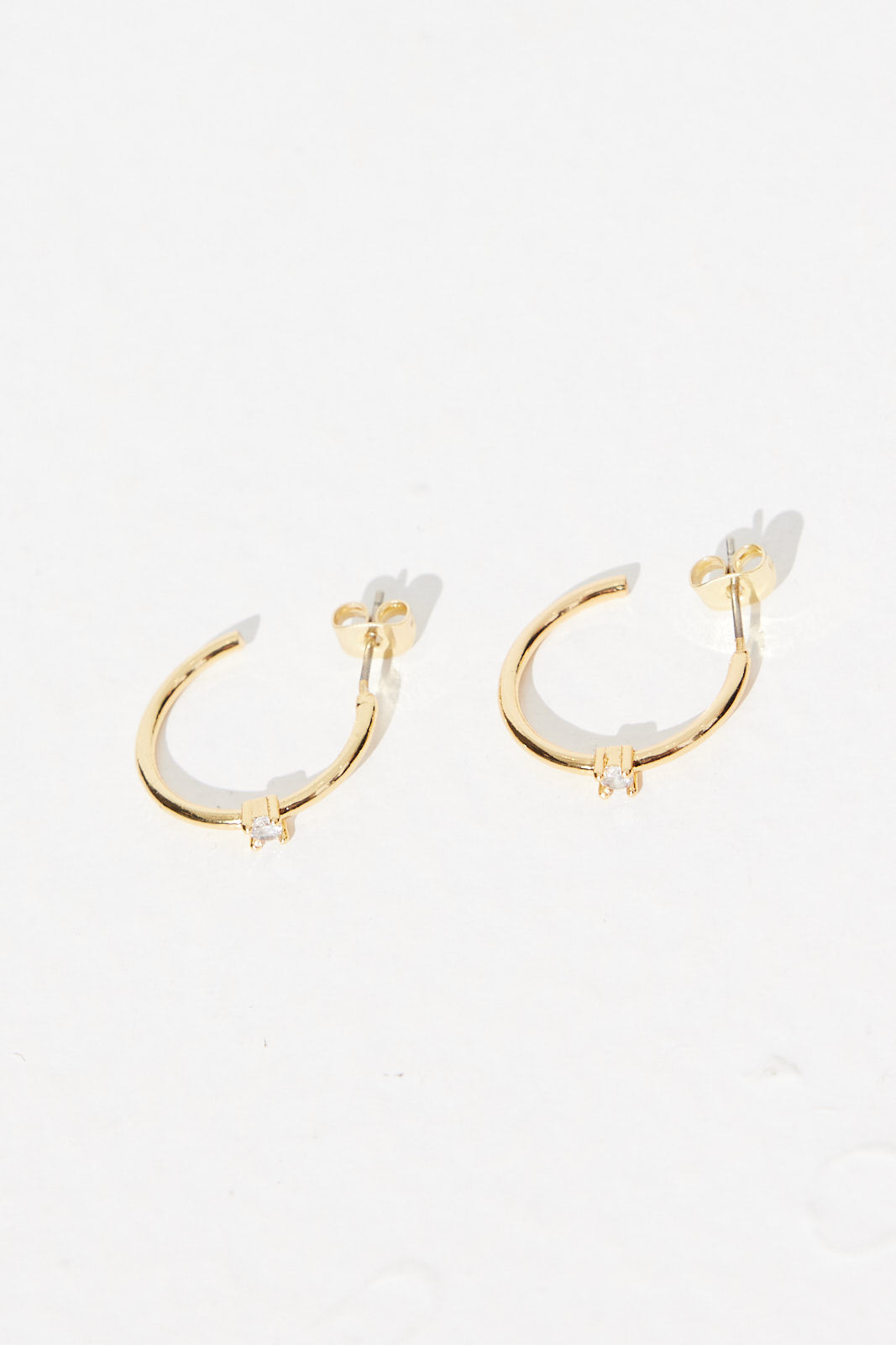 Minimal Hoops Gold