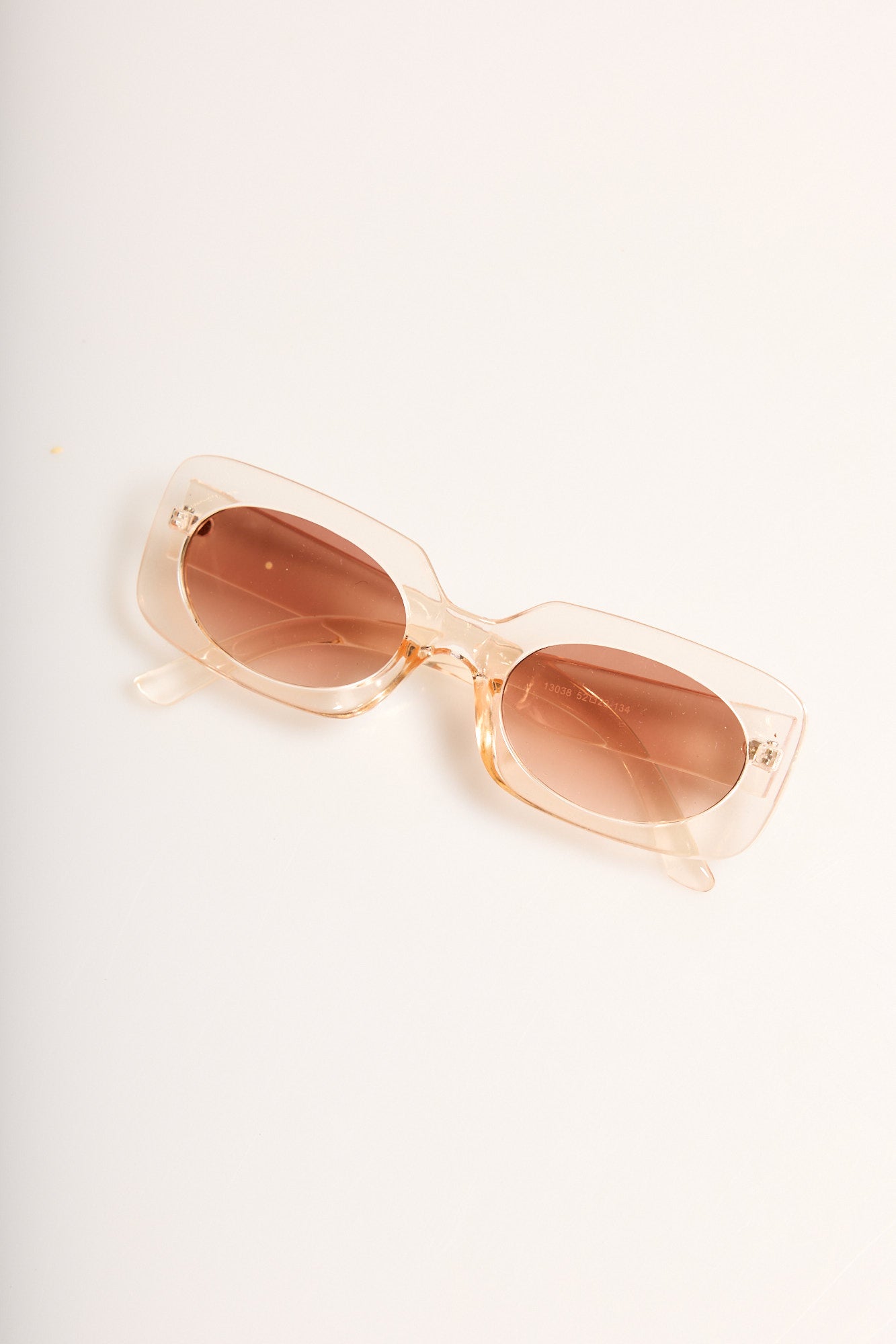 13038-1 Clear Peach