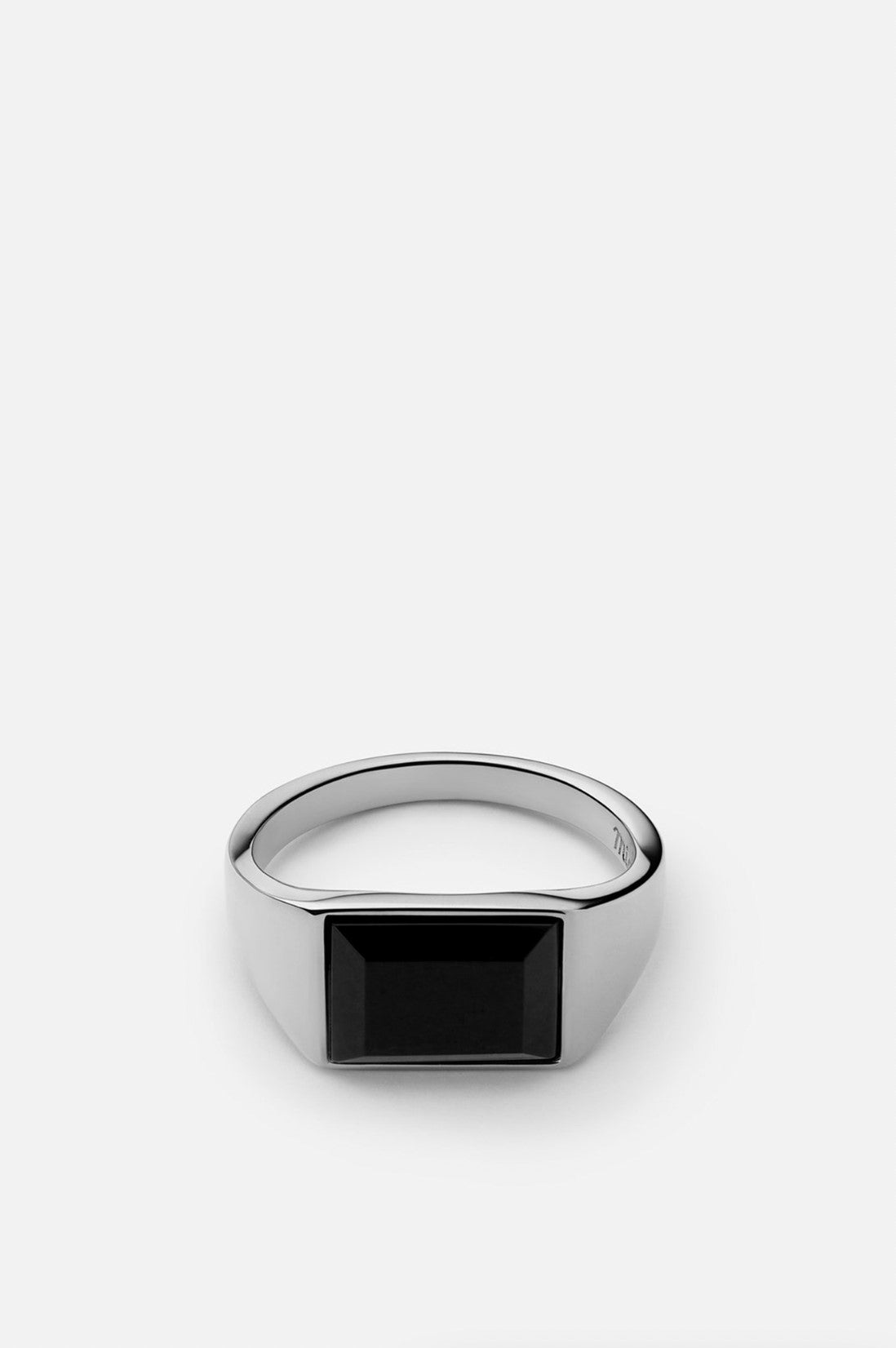 Miansai Lennox Onyx Ring Sterling Silver