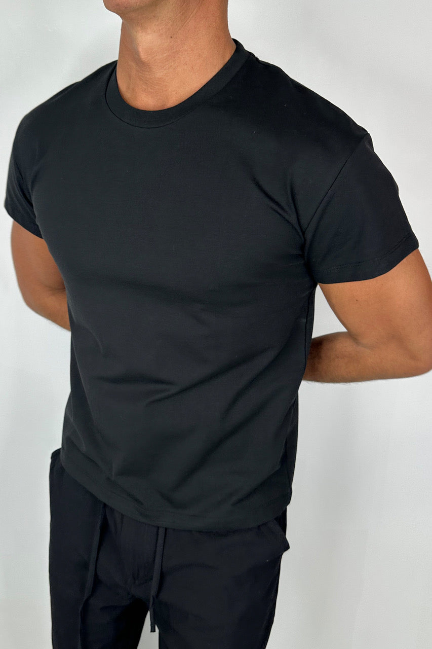 Fitted Stretch Tee Black